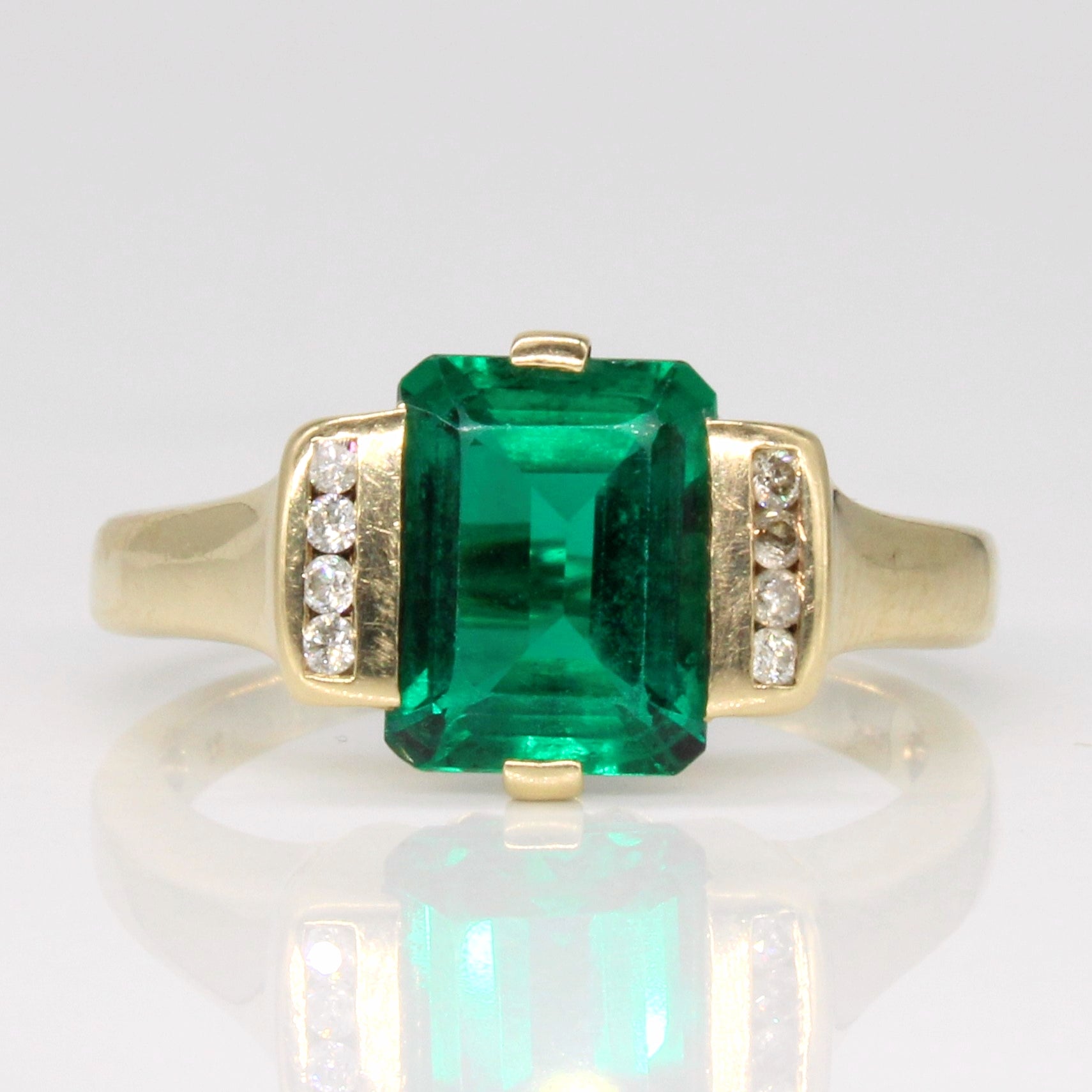 Bague en or 14 carats avec diamants, émeraude synthétique et pierres précieuses (0,08 ct au total, 2,15 ct au total) | Taille 7,25 | 
