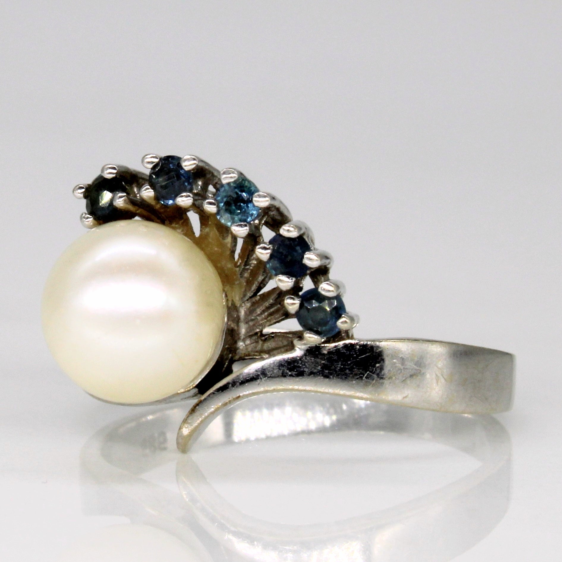 Pearl & Sapphire Cocktail Ring | 0.25ctw | SZ 8.25 |