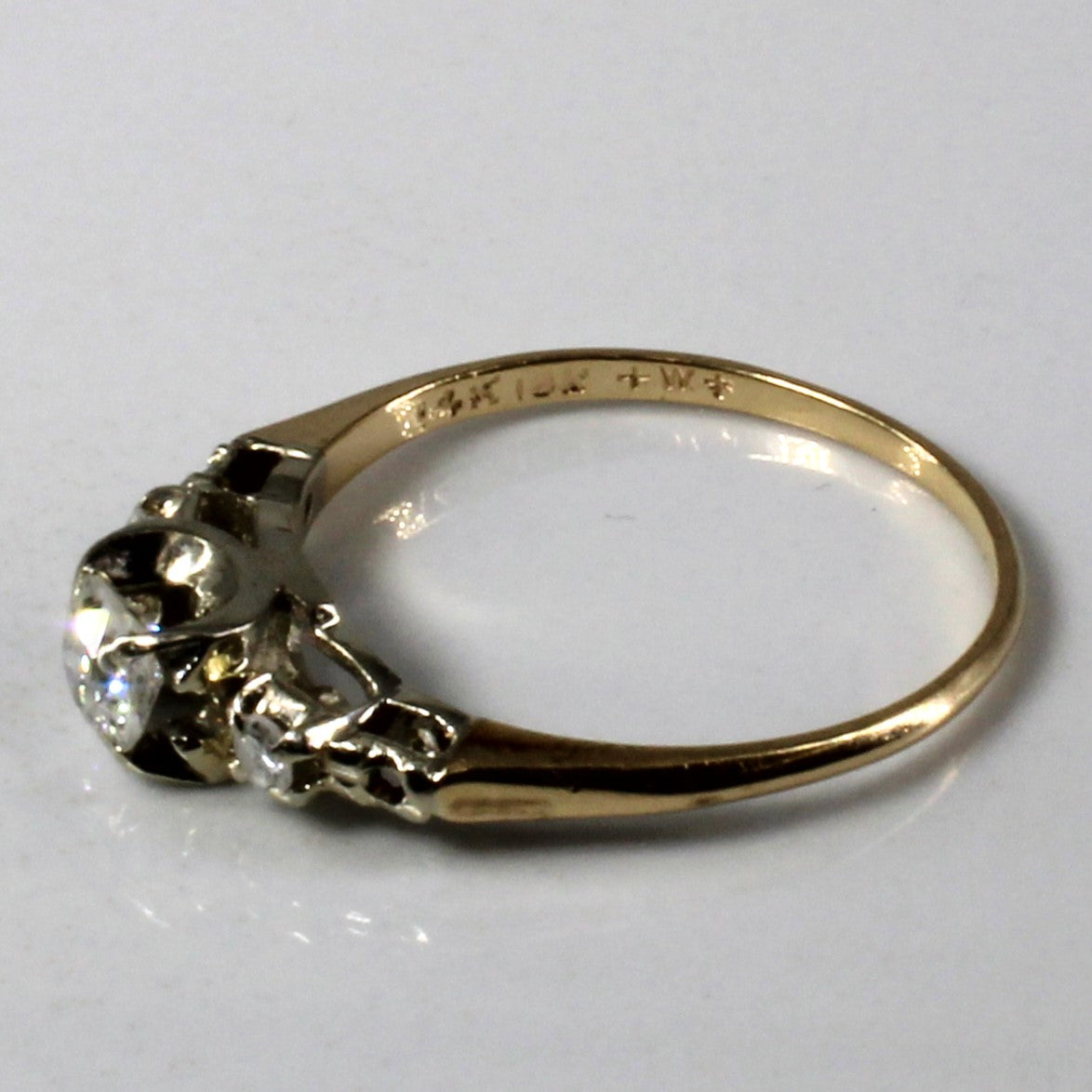 Bague vintage trois diamants | 0,33 ct au total | Taille 6 | 