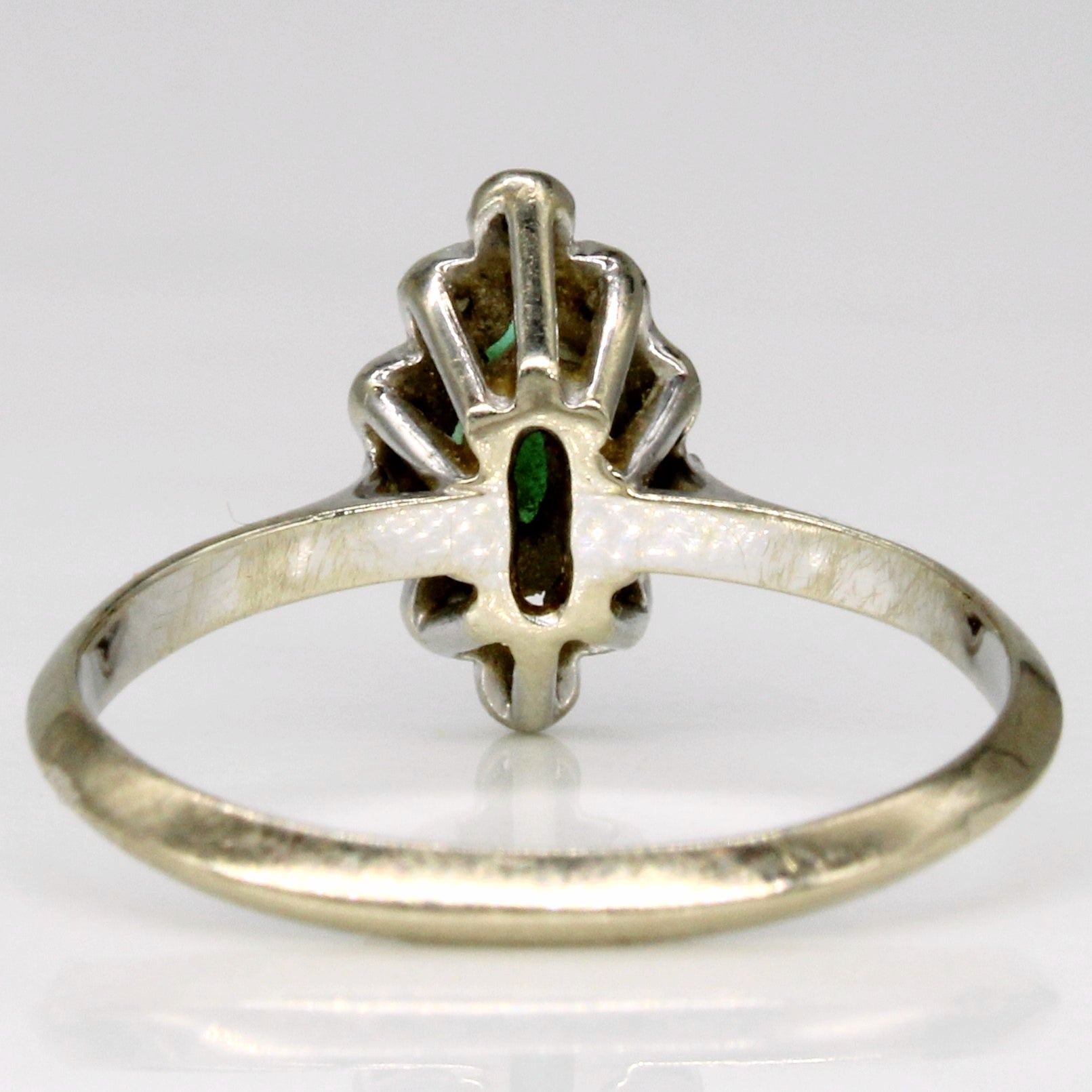 Emerald & Diamond Cocktail 18k Ring | 0.16ct, 0.05ctw | SZ 5 |