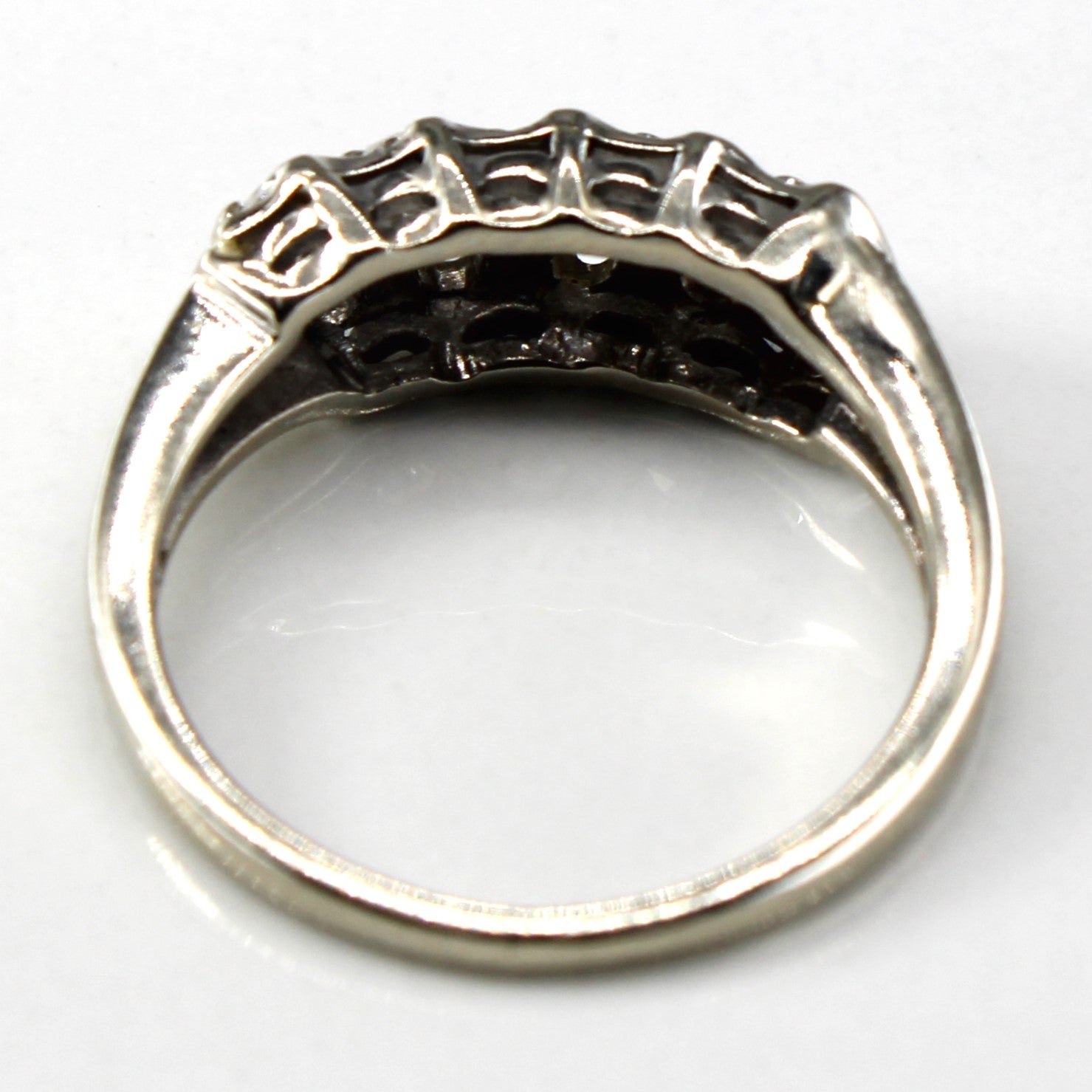 Cluster Diamond White Gold Ring | 0.40ctw | SZ 6 |