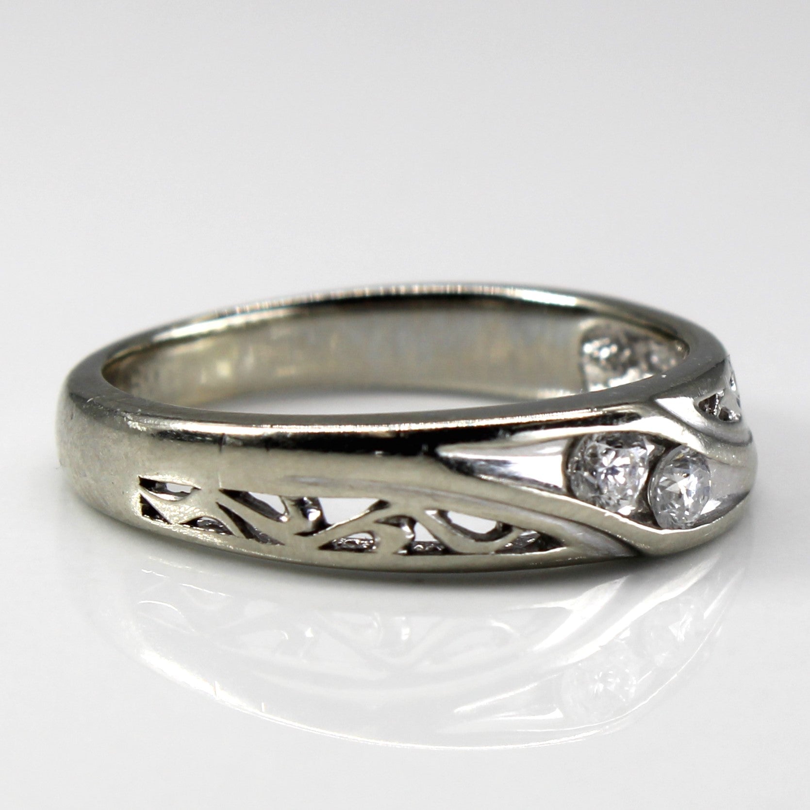 Two Stone Diamond White Gold Ring | 0.10ctw | SZ 7.5 |