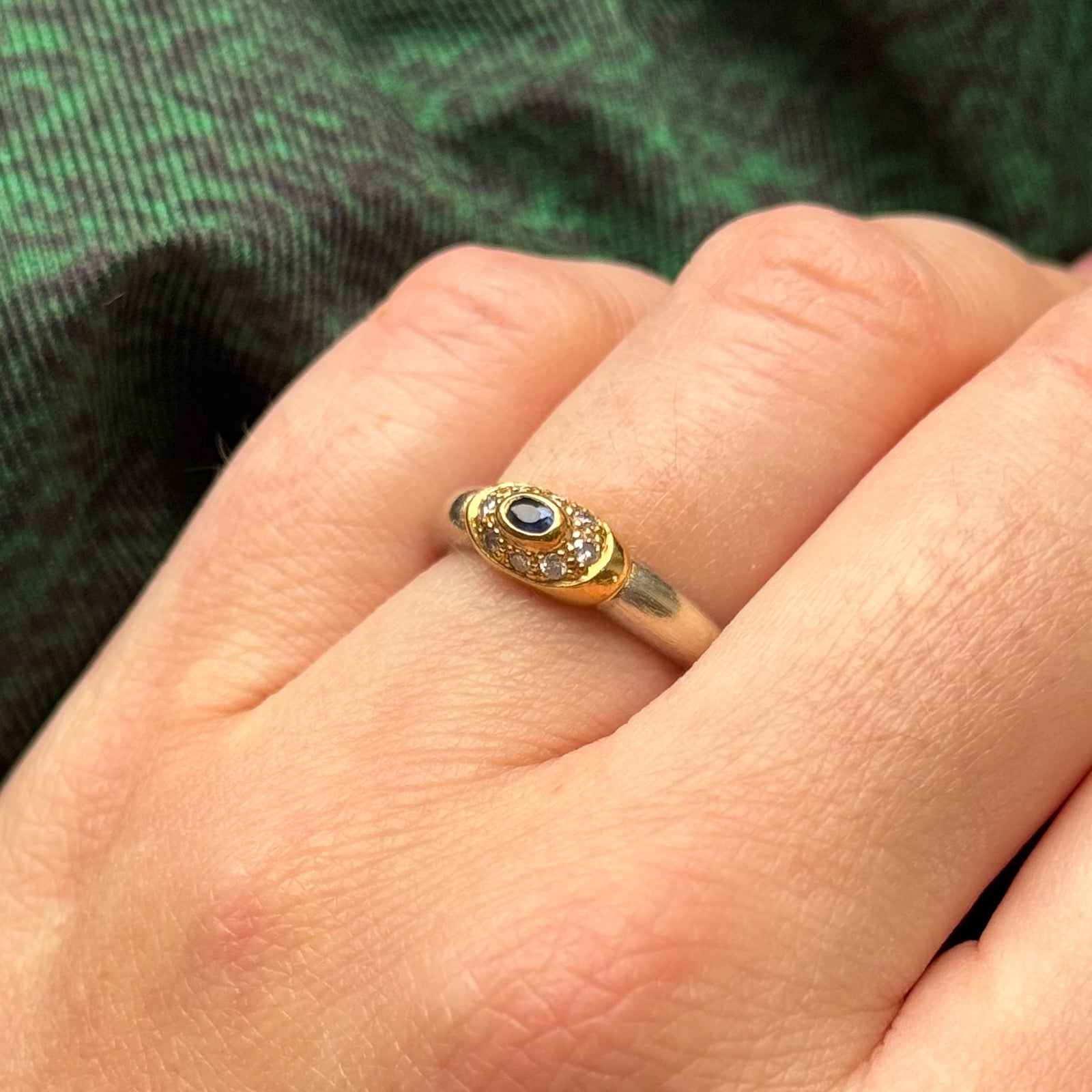 Diamond & Blue Sapphire Ring | 0.08ctw, 0.07ct | SZ 6 |