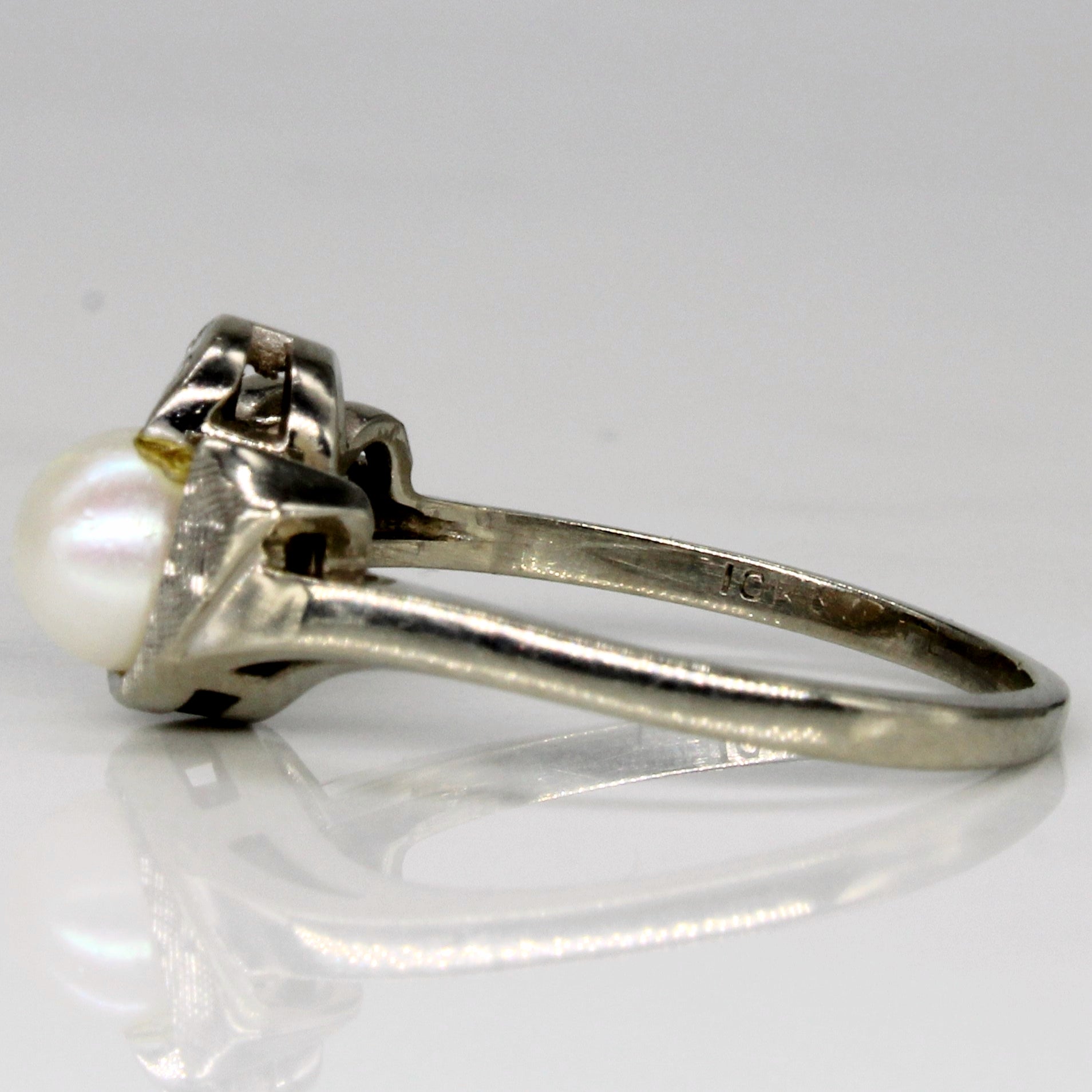 Pearl & Diamond Bypass Ring | 0.09ctw | SZ 6.5 |