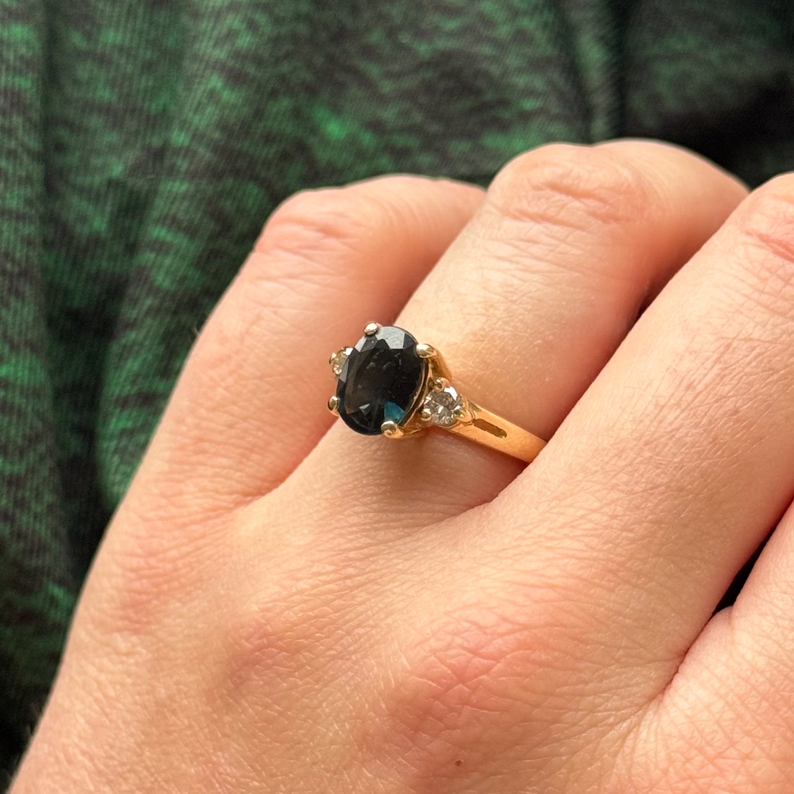 Blue Sapphire & Diamond Ring | 2.0ct, 0.26ctw | SZ 5.5 |