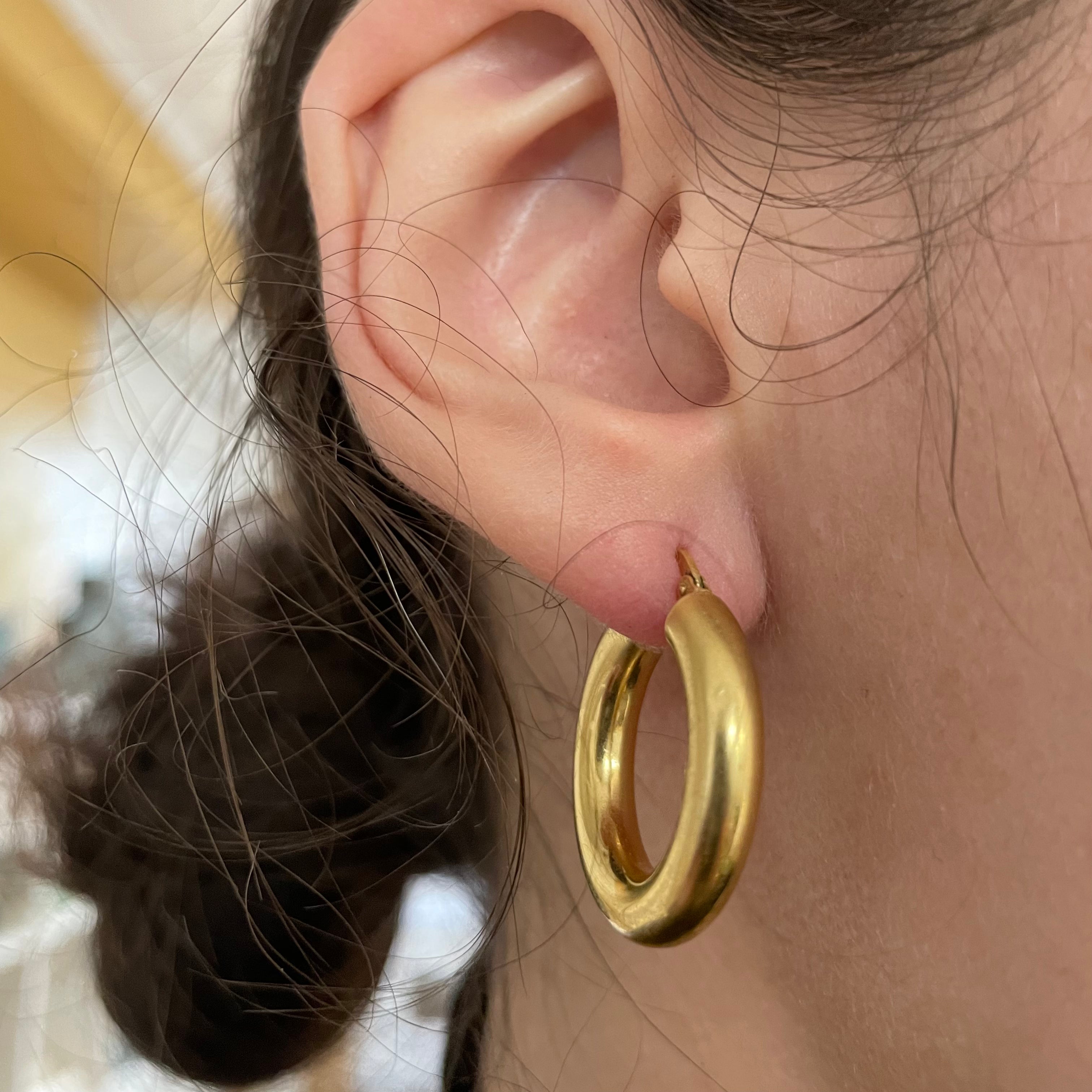 18k Yellow Gold Hoop Earrings