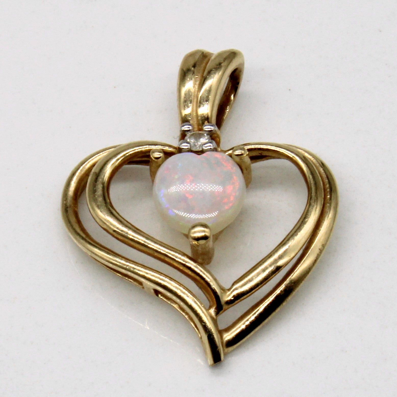 Opal & Diamond Heart Pendant | 0.30ct, 0.01ct |