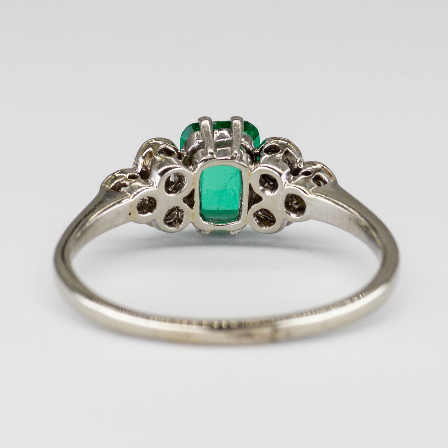 Edwardian 18k and Platinum Emerald and Diamond Ring | SZ 7.75 |