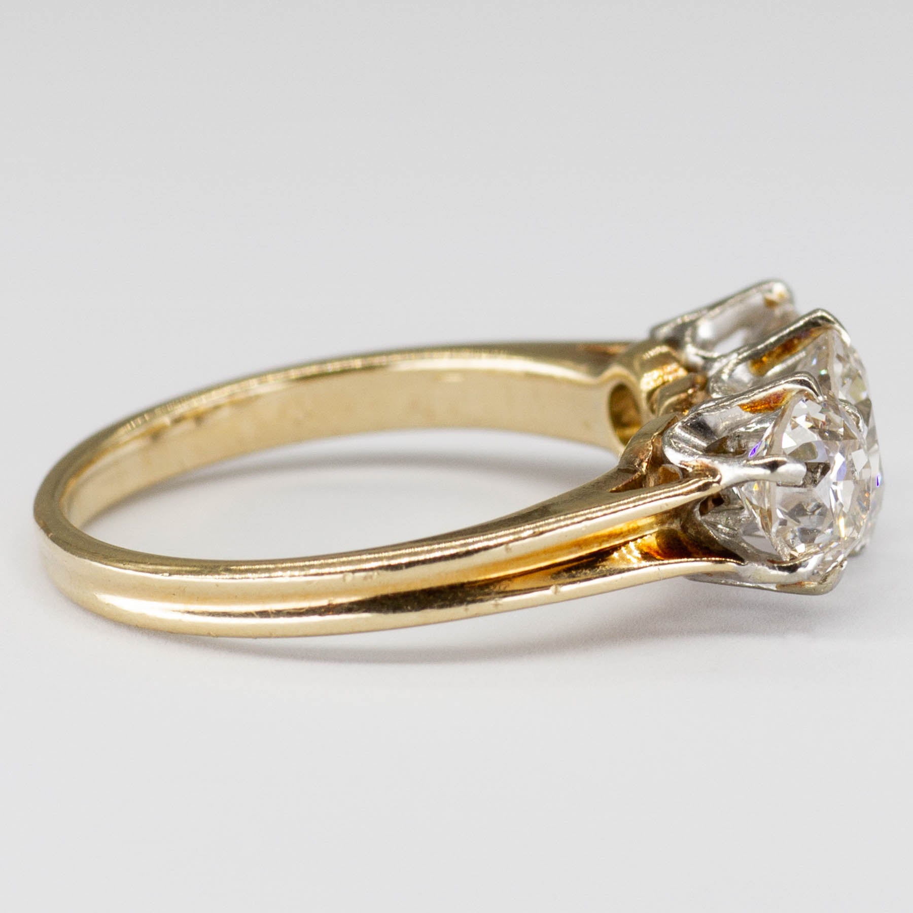 Bague vintage trois diamants | 2,09 ct au total | Taille 6,25 | 