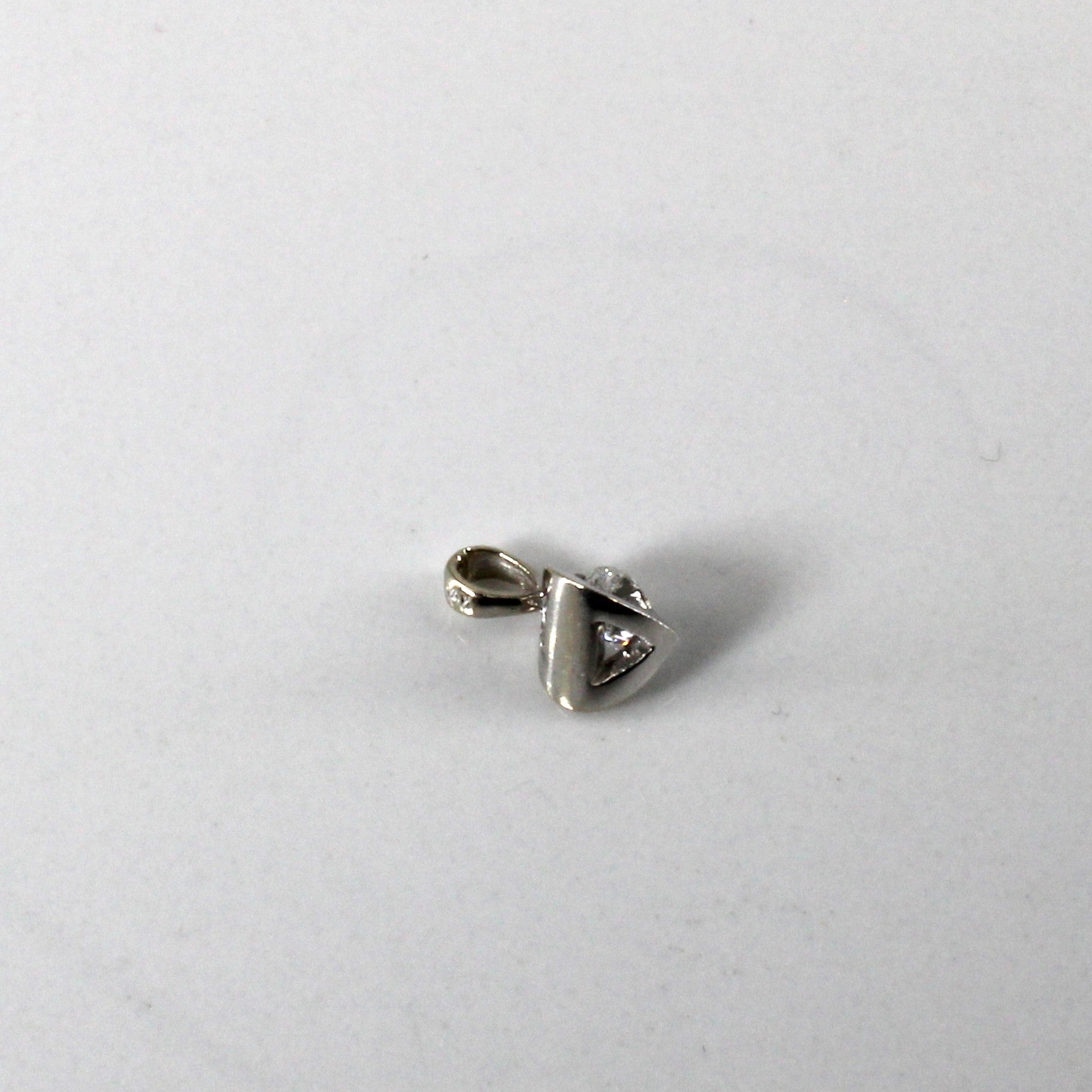 Pendentif solitaire en diamant serti tension | 0,22 ct | 