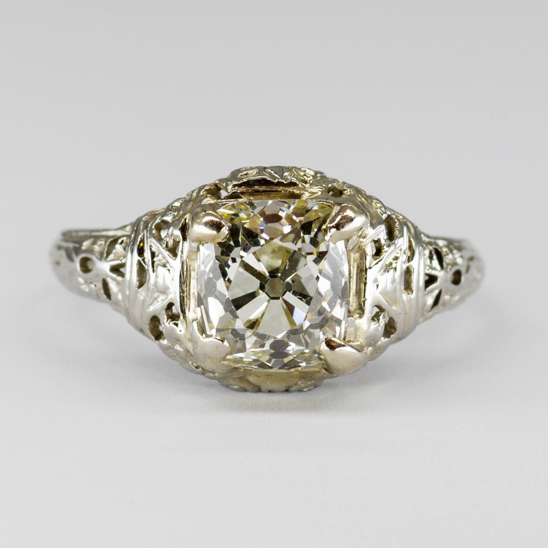 Bague de fiançailles en diamant taille ancienne (début du XXe siècle) | 2,30 ct | Taille 7,25 | 