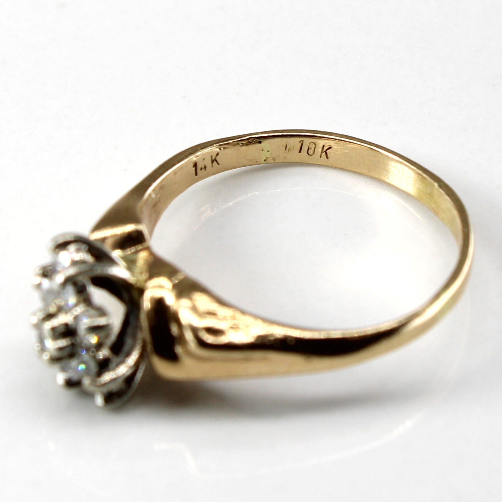 Cluster Set Diamond Ring | 0.11ctw | SZ 4.75 |