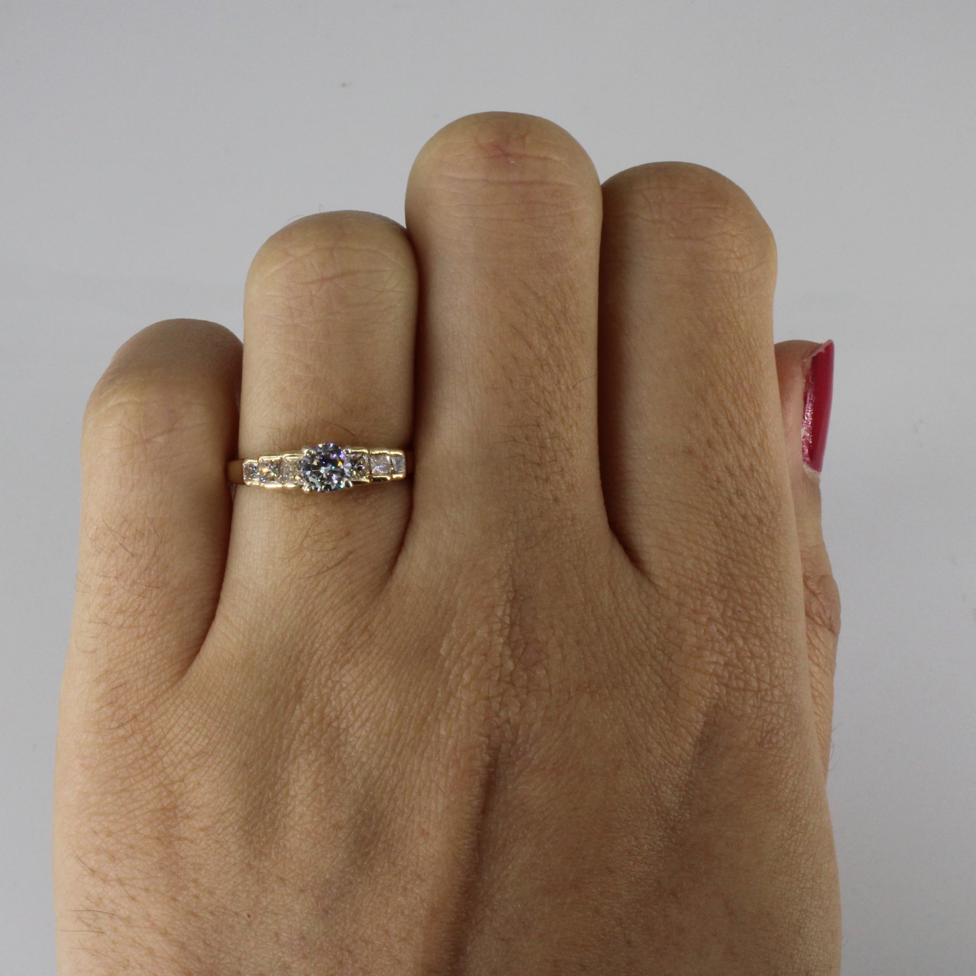 Solitaire with Accents Diamond Ring | 0.64ctw | SZ 5.25 |