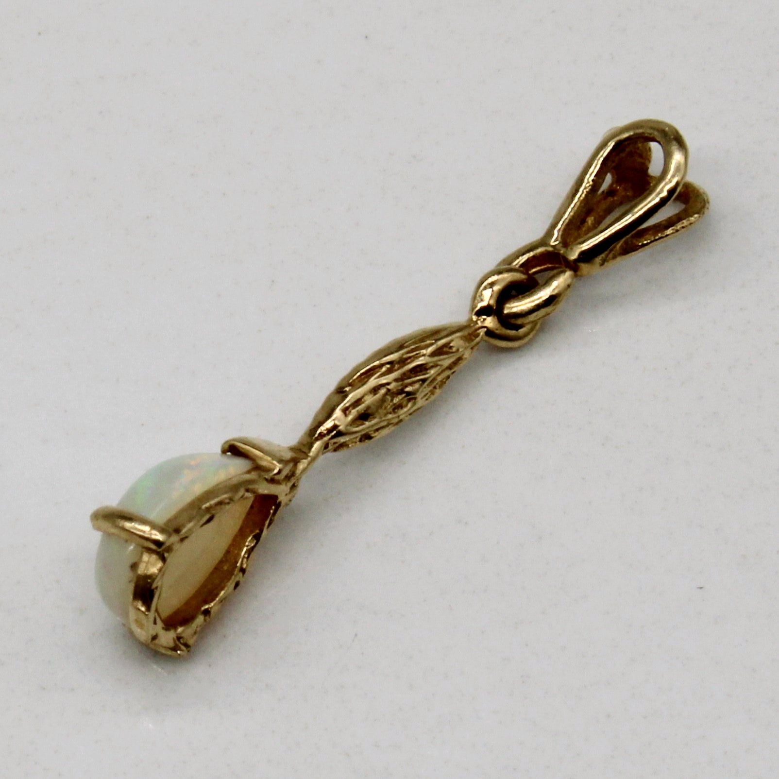 Opal Drop Pendant | 0.40ct |
