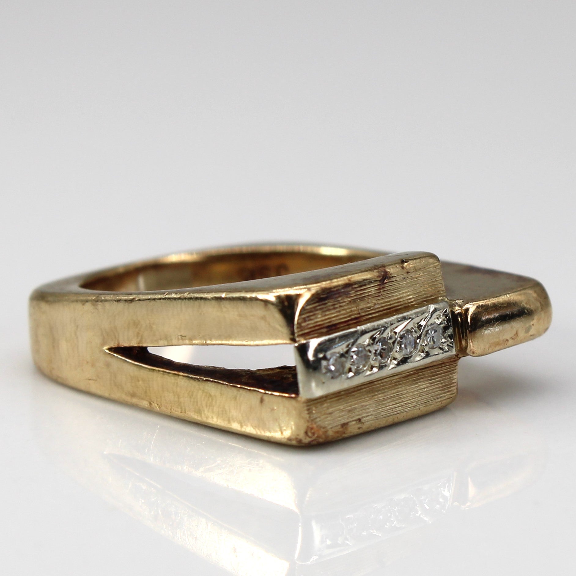 Diamond Textured Gold Ring | 0.05ctw | SZ 6.25 |