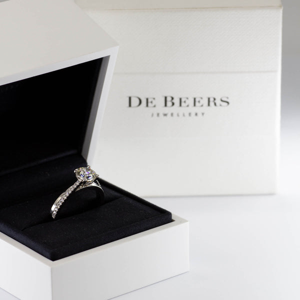 'De Beers'  The Promise Platinum Engagement Ring | 1.14ctw | SZ 4.75 |