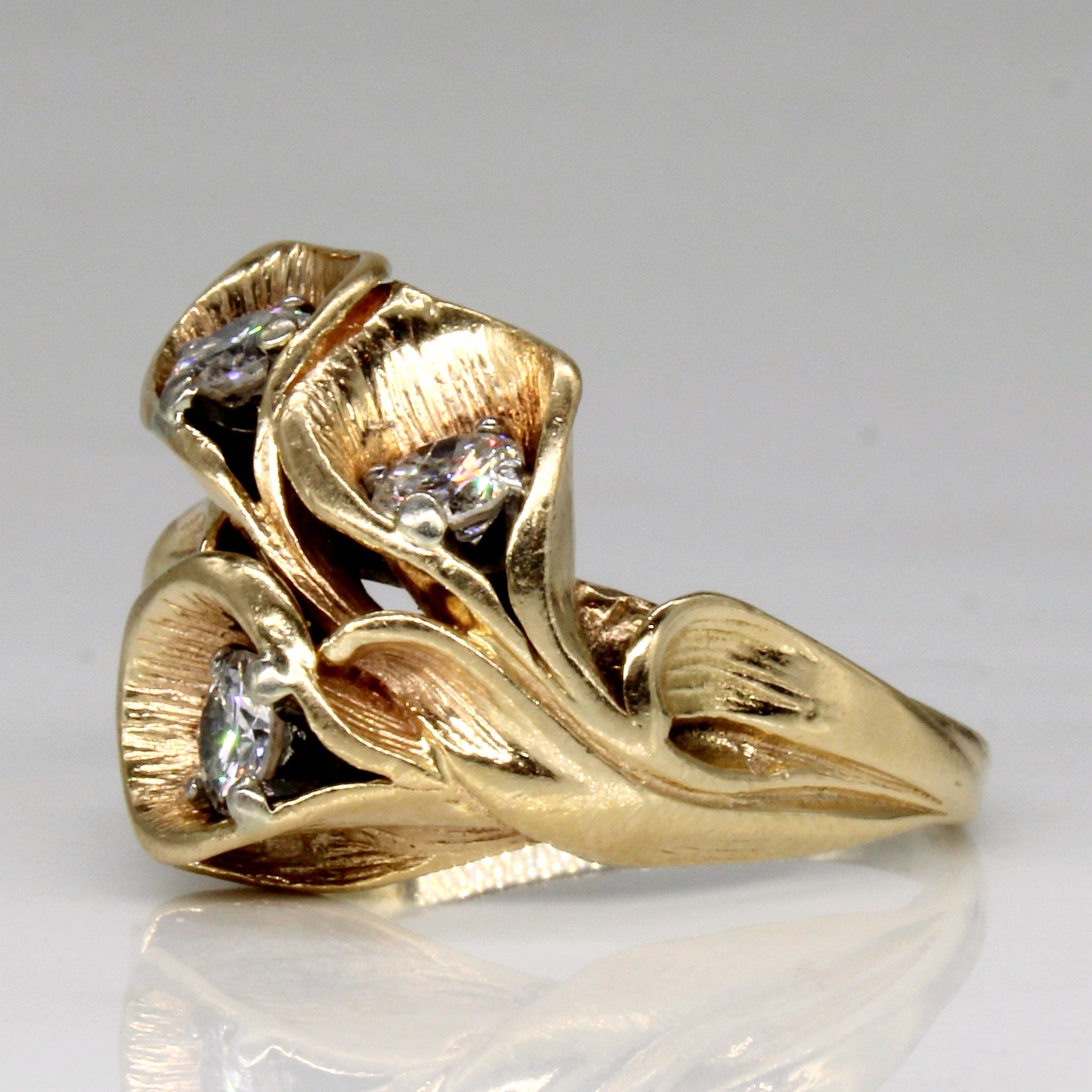 Diamond Floral Ring | 0.6ctw | SZ 7.75 |