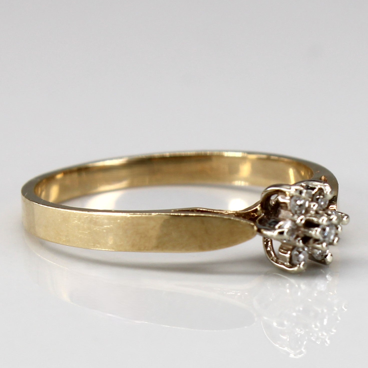 Cluster Set Diamond Ring | 0.07ctw | SZ 6 |