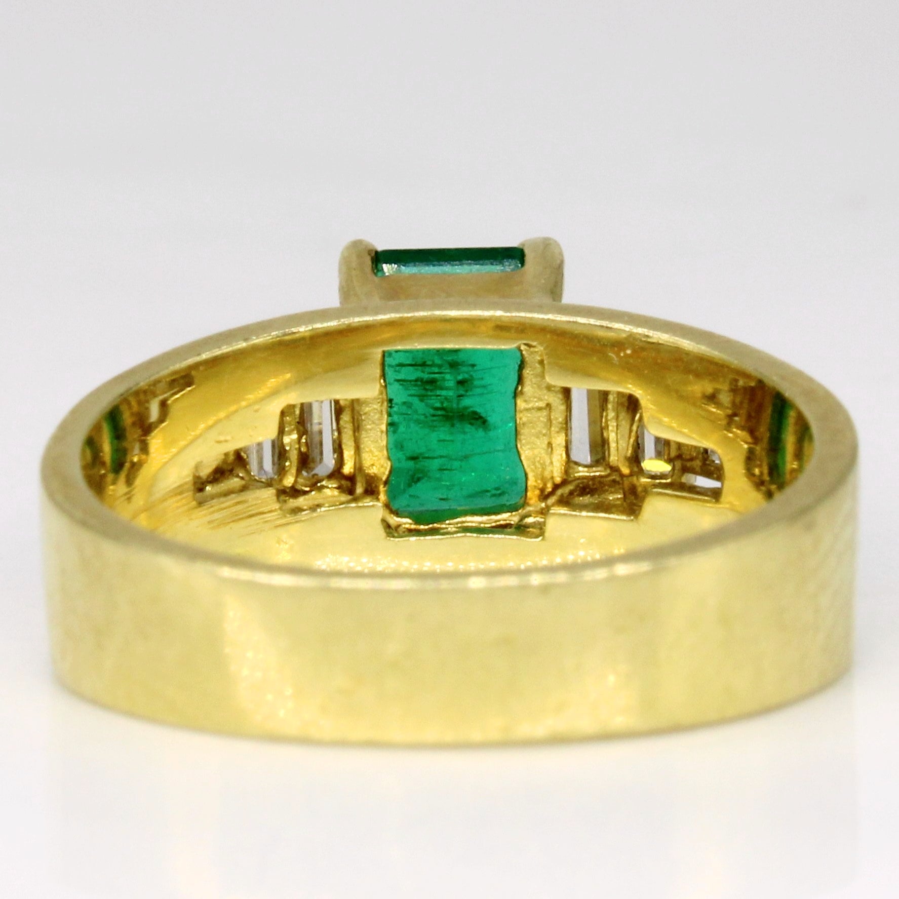 Emerald & Diamond Ring | 1.03ct, 0.26ctw | SZ 6 |