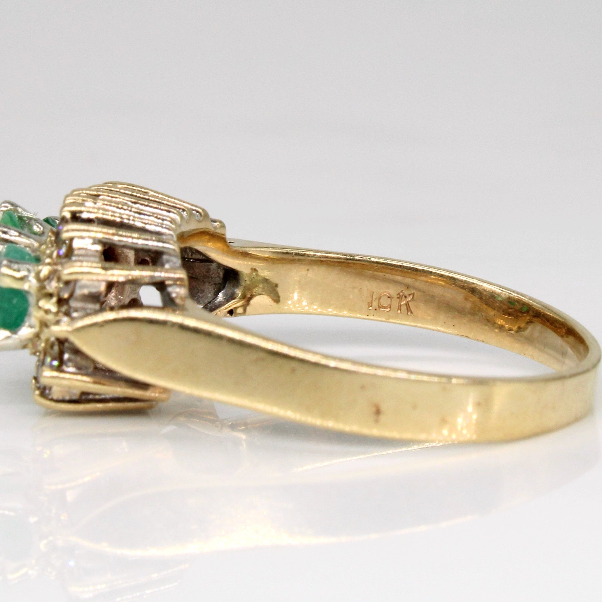 Emerald & Diamond Ring | 0.80ctw, 0.36ctw | SZ 7.75 |