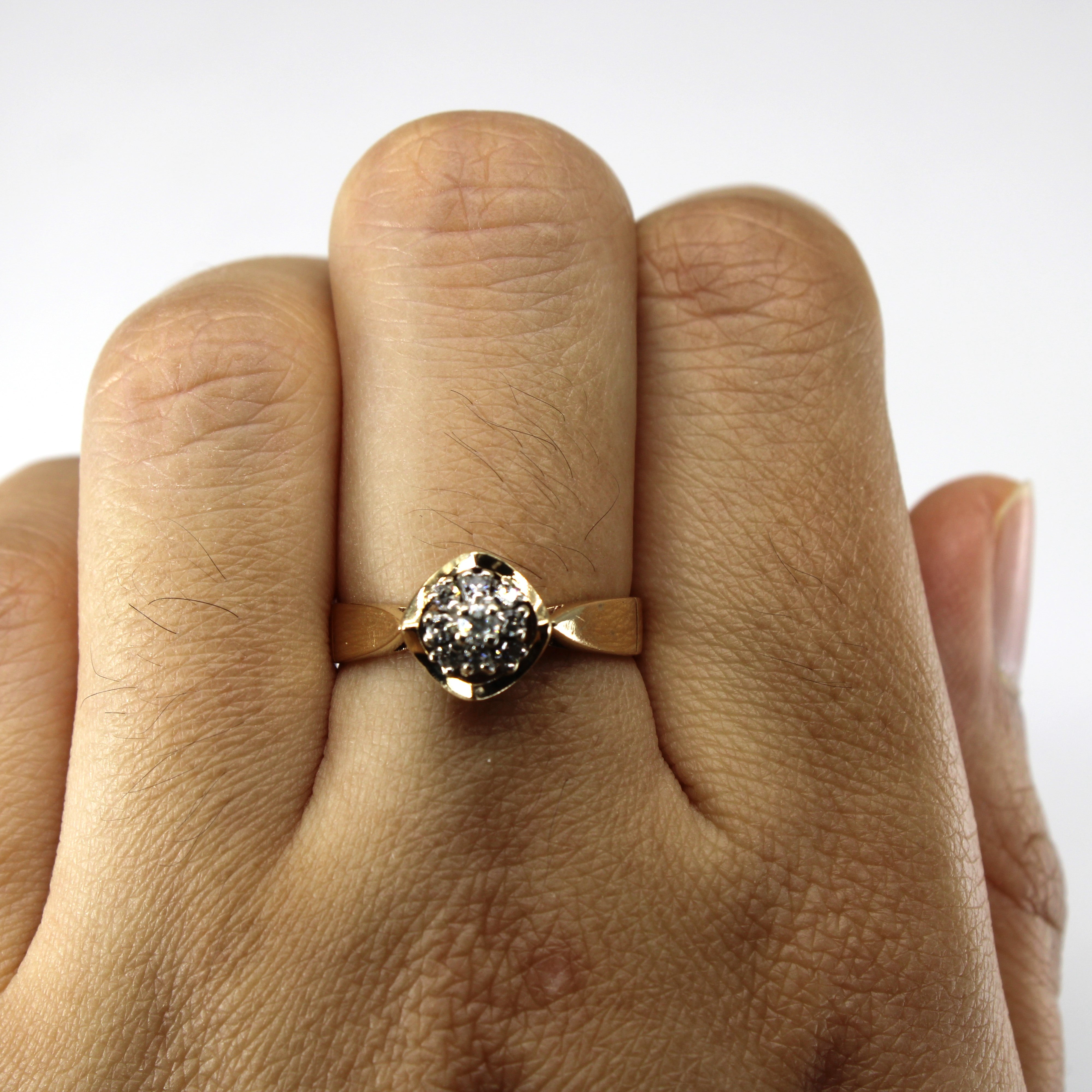 High Set Cluster Diamond Ring | 0.12ctw | SZ 6.75 |