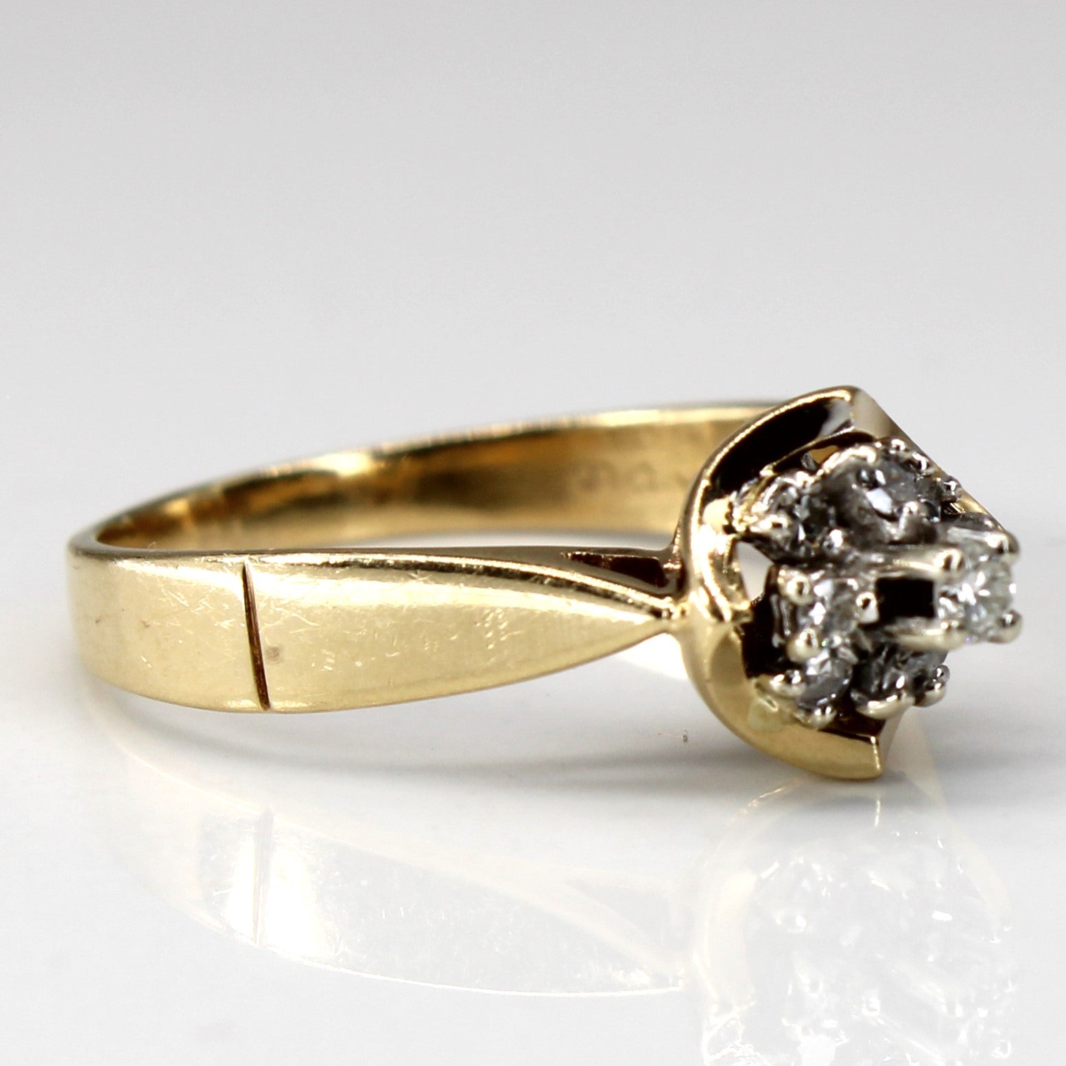 High Set Cluster Diamond Ring | 0.12ctw | SZ 6.75 |