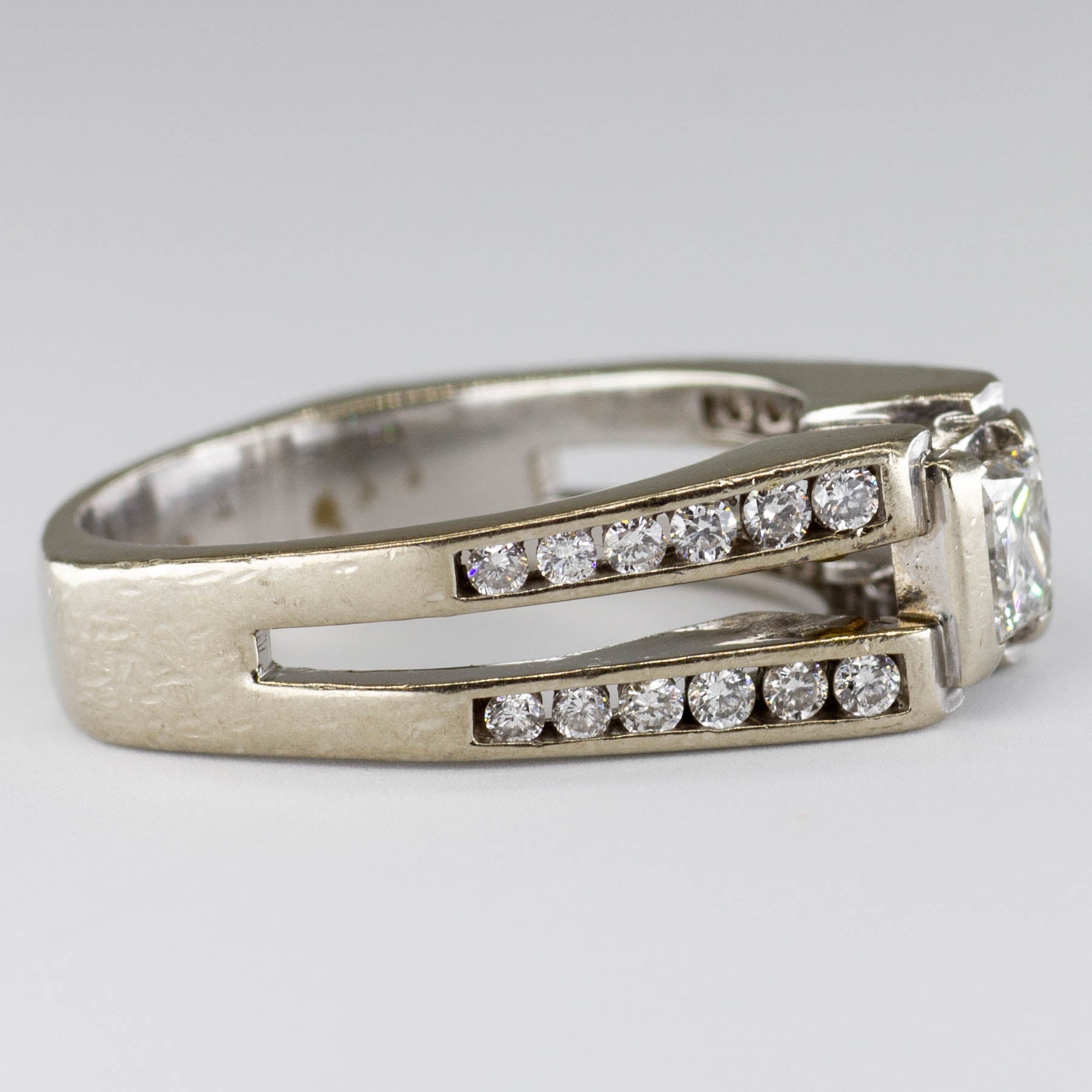 Semi Bezel Diamond with Accents Engagement Ring | 0.72ctw | SZ 7.25 |