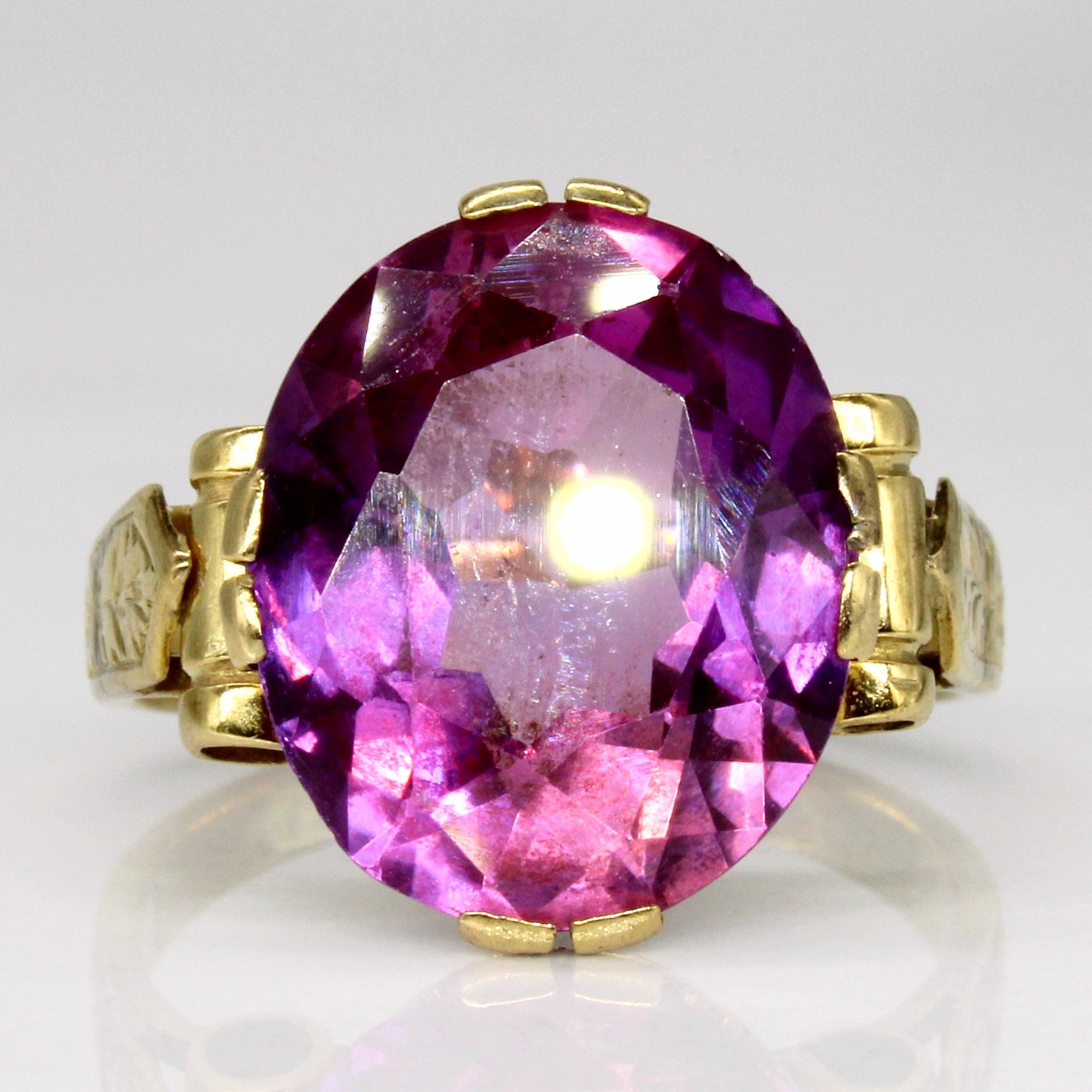 Bague cocktail en saphir synthétique | 9,80 ct | Taille 8 | 
