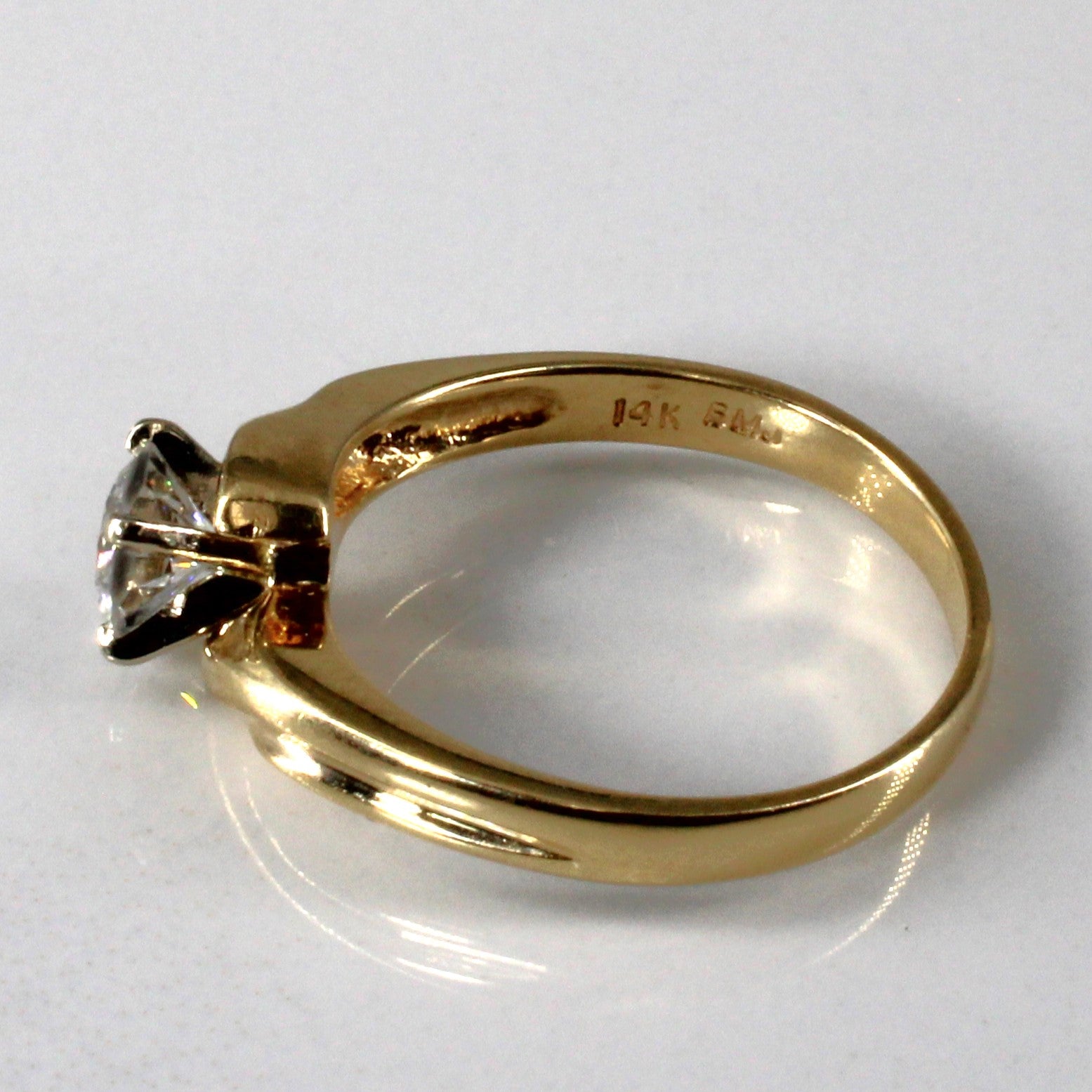 Bypass Solitaire Diamond Engagement Ring | 0.57ct | SZ 6.75 |