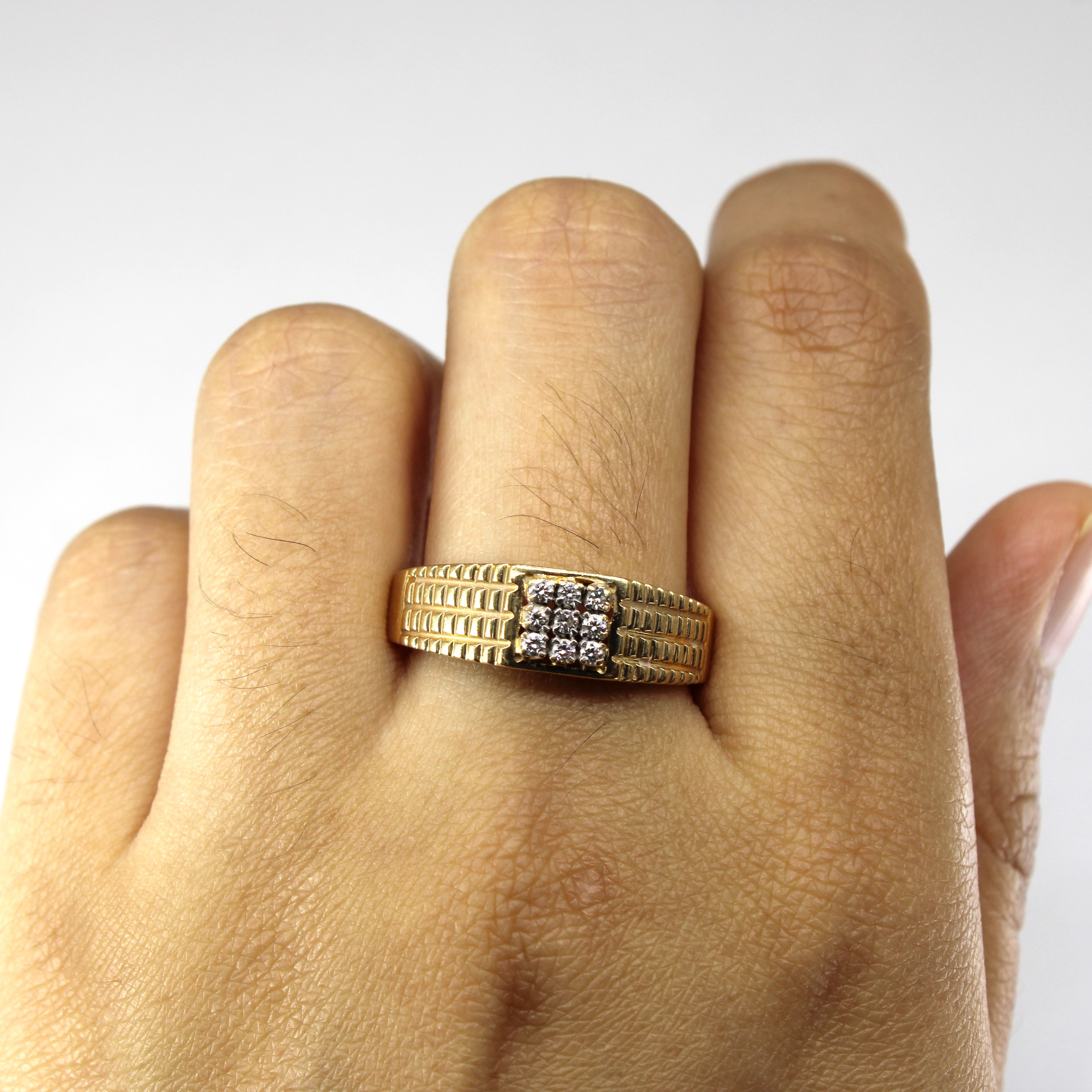 Textured Cluster Diamond Gold Ring | 0.18ctw | SZ 10.75 |