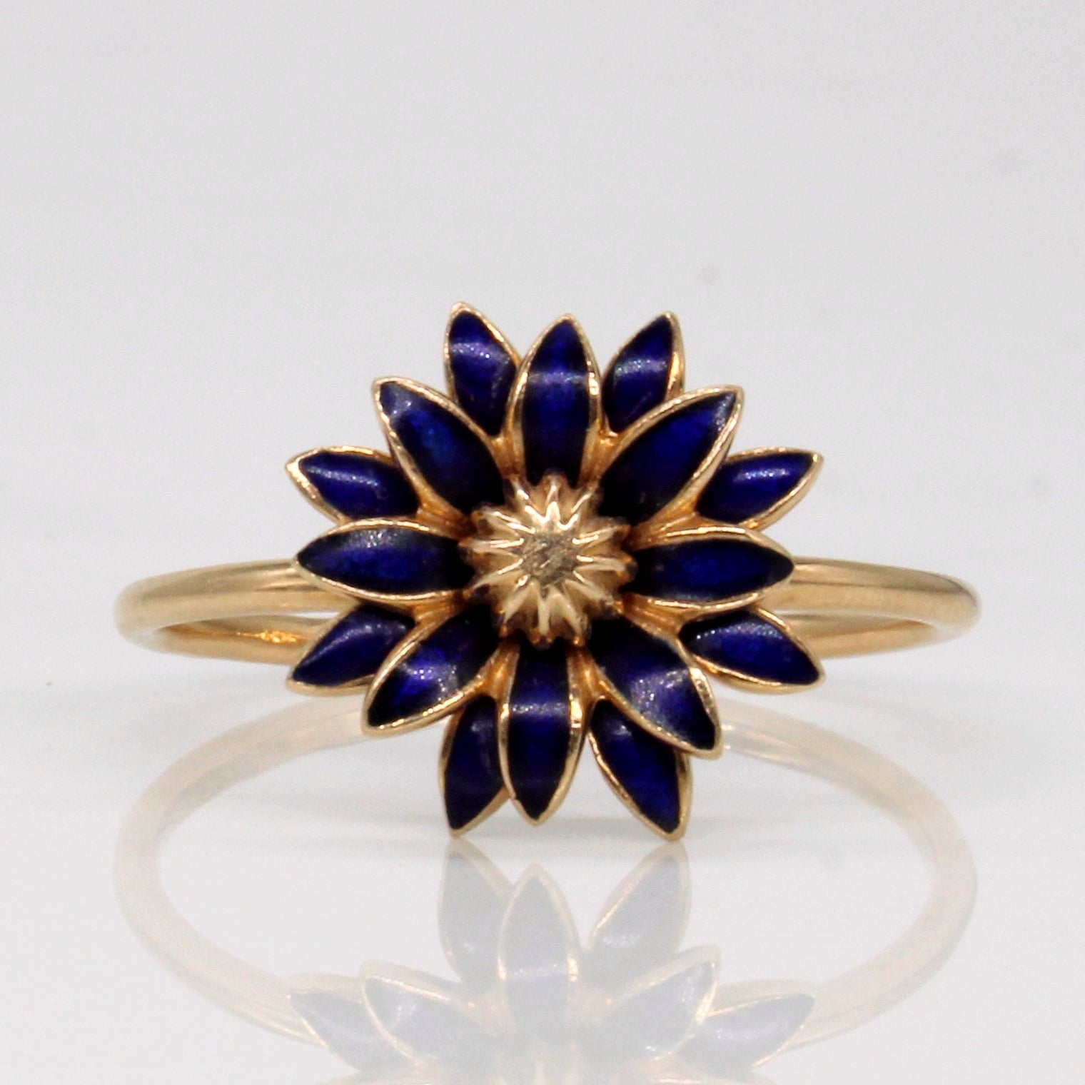 14k Yellow Gold Enamel Flower Ring | SZ 9.5 |