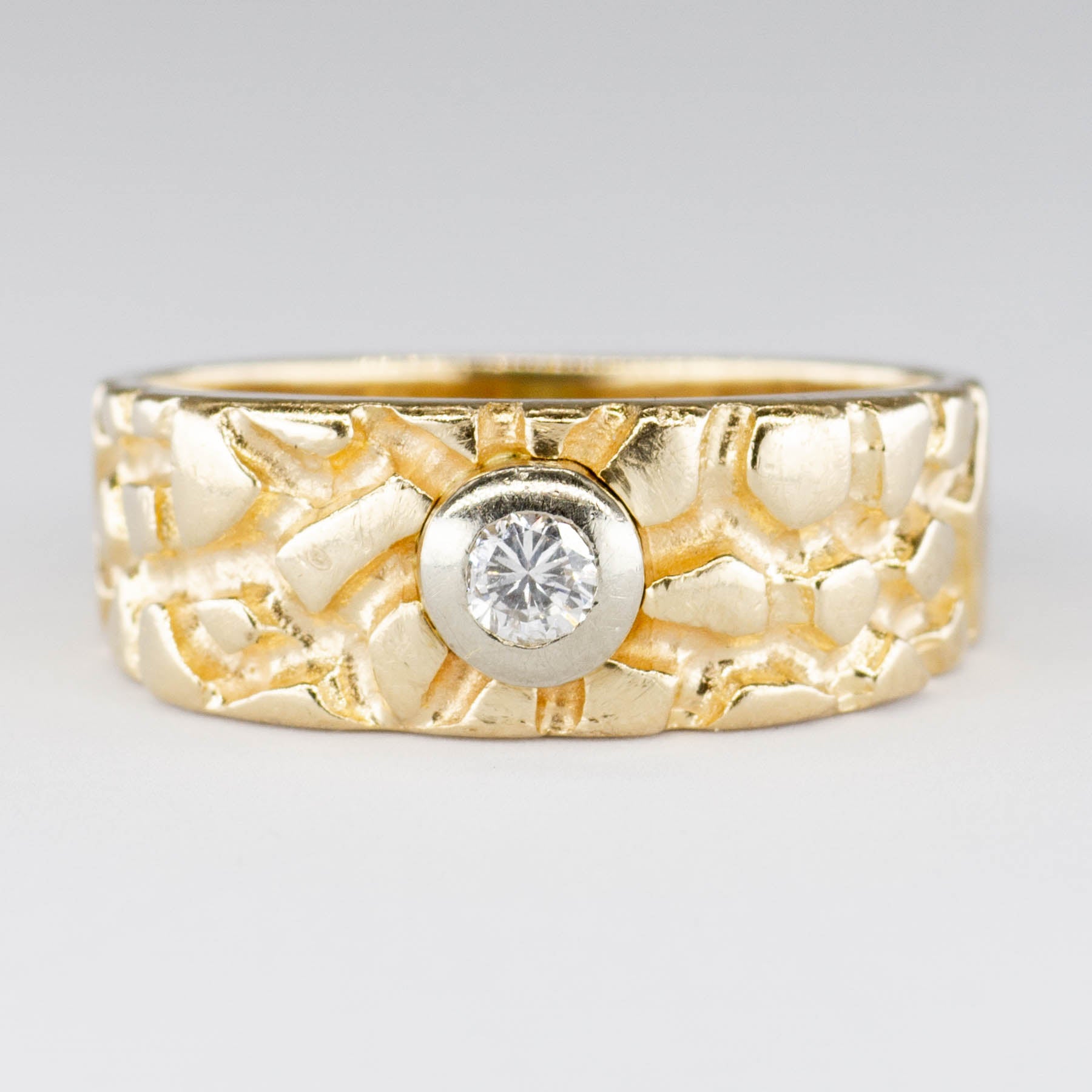 Bezel Set Diamond Textured Gold Ring | 0.15ct | SZ 7.75 |
