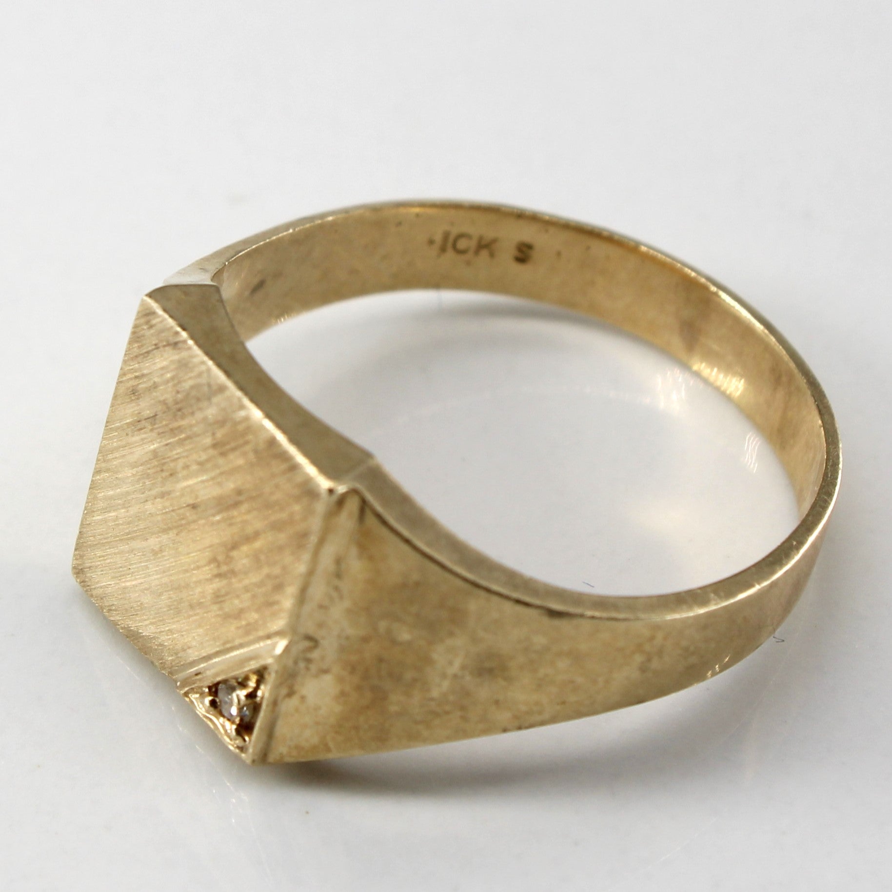 Diamond Signet Ring | 0.02ct | SZ 9 |