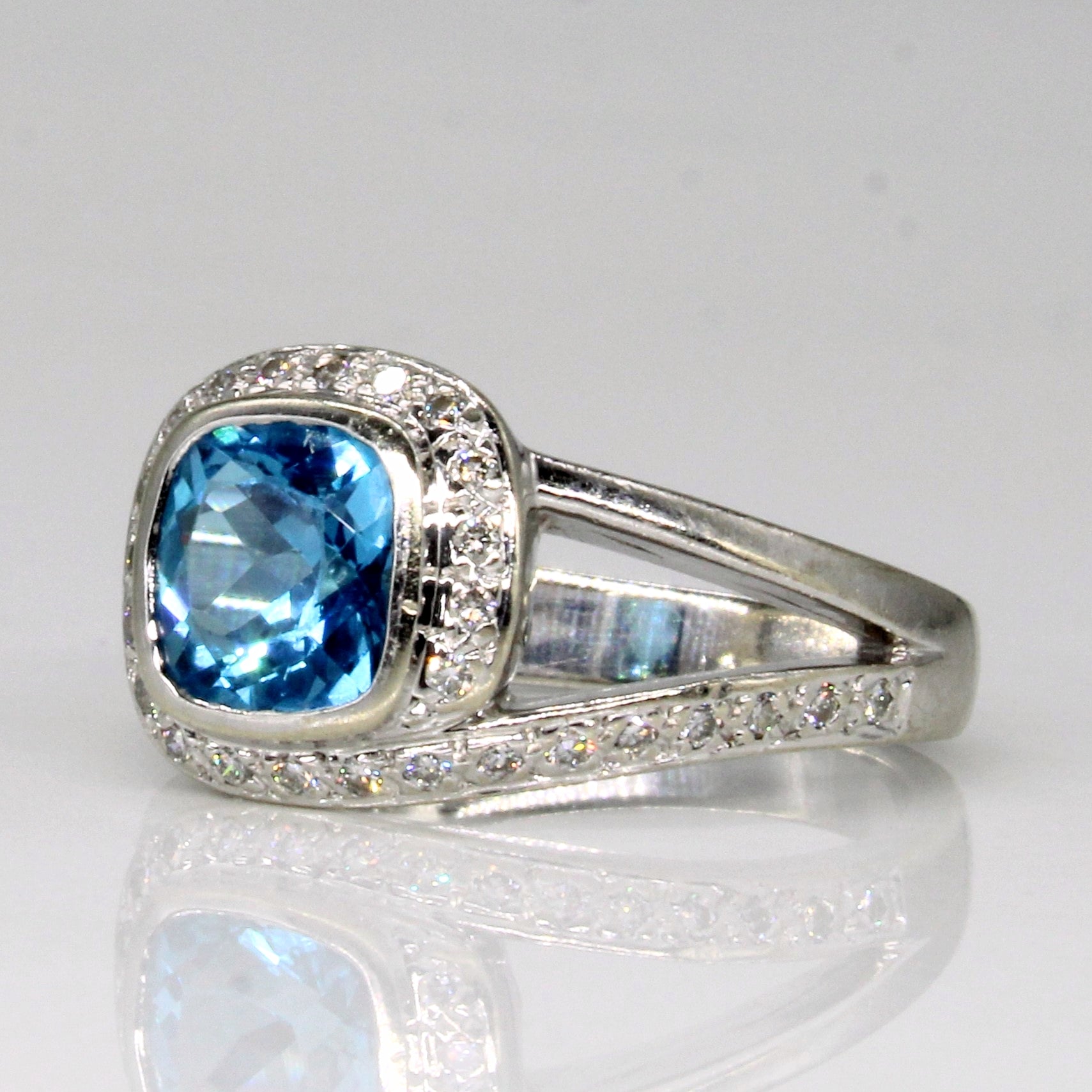 Topaz & Diamond Cocktail Ring | 1.60ct, 0.13ctw | SZ 6.25 |