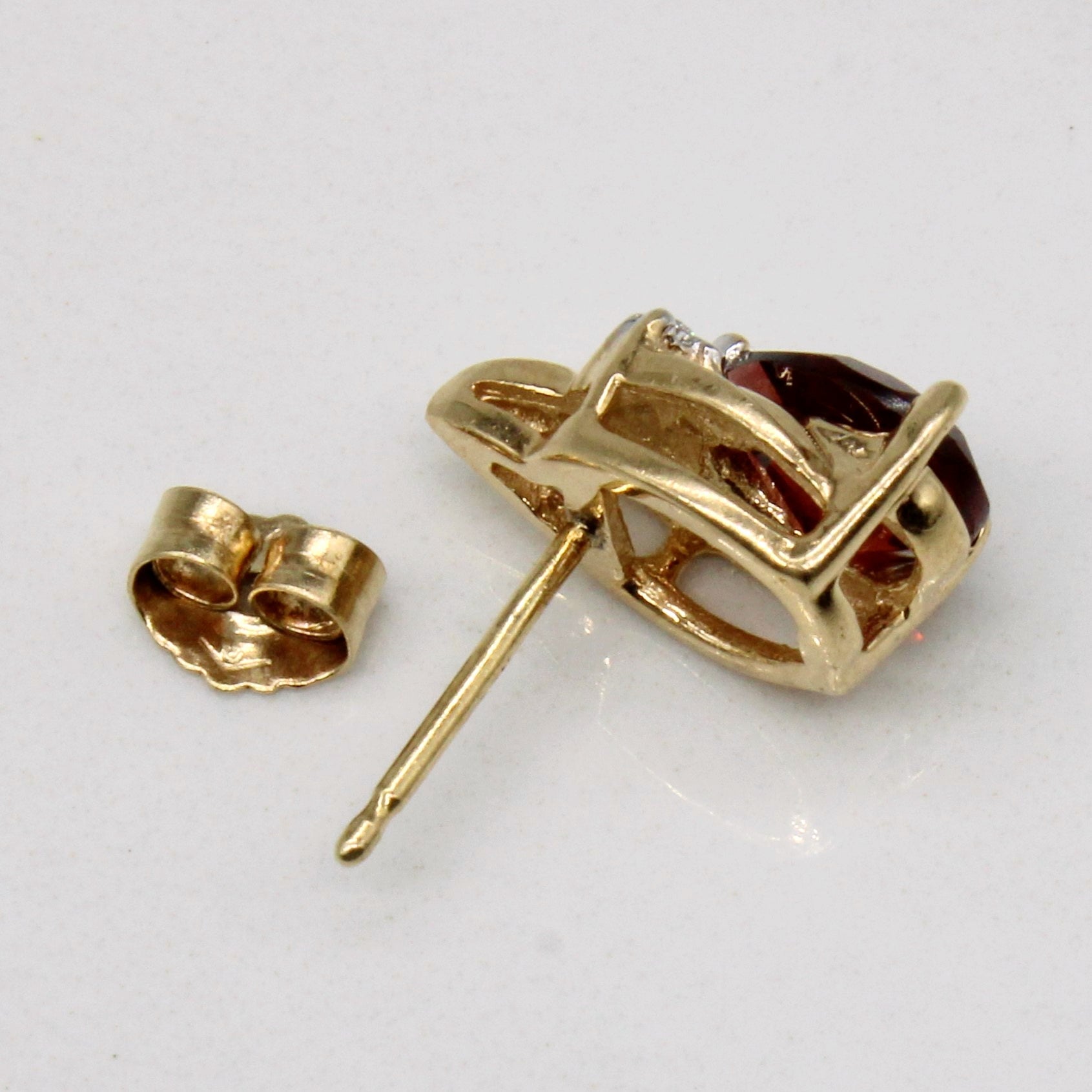 Boucles d'oreilles en grenat et diamants | 2,00 ct, 0,02 ct | 