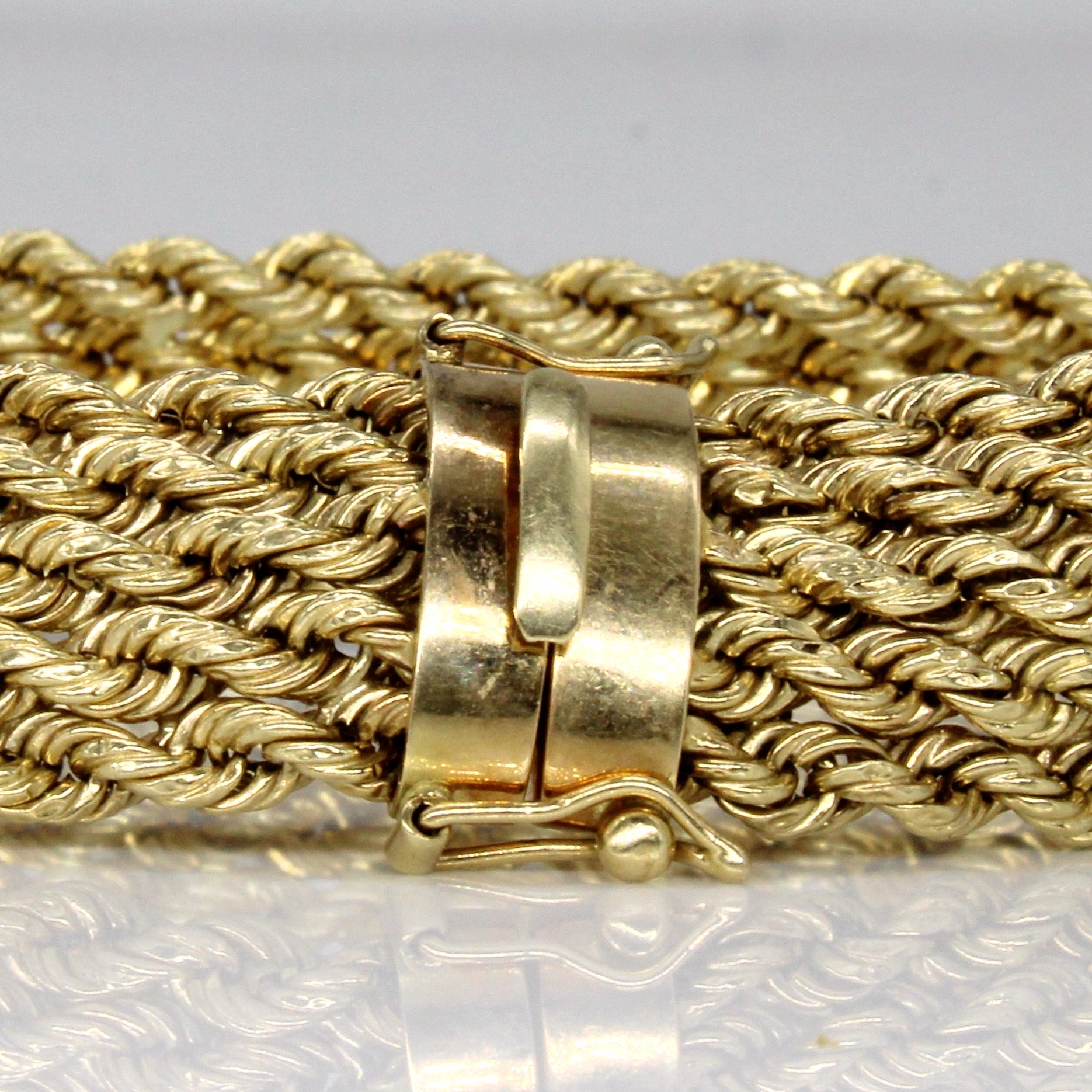 Rope Link Chain Bracelet in 14K Gold - Yellow Gold