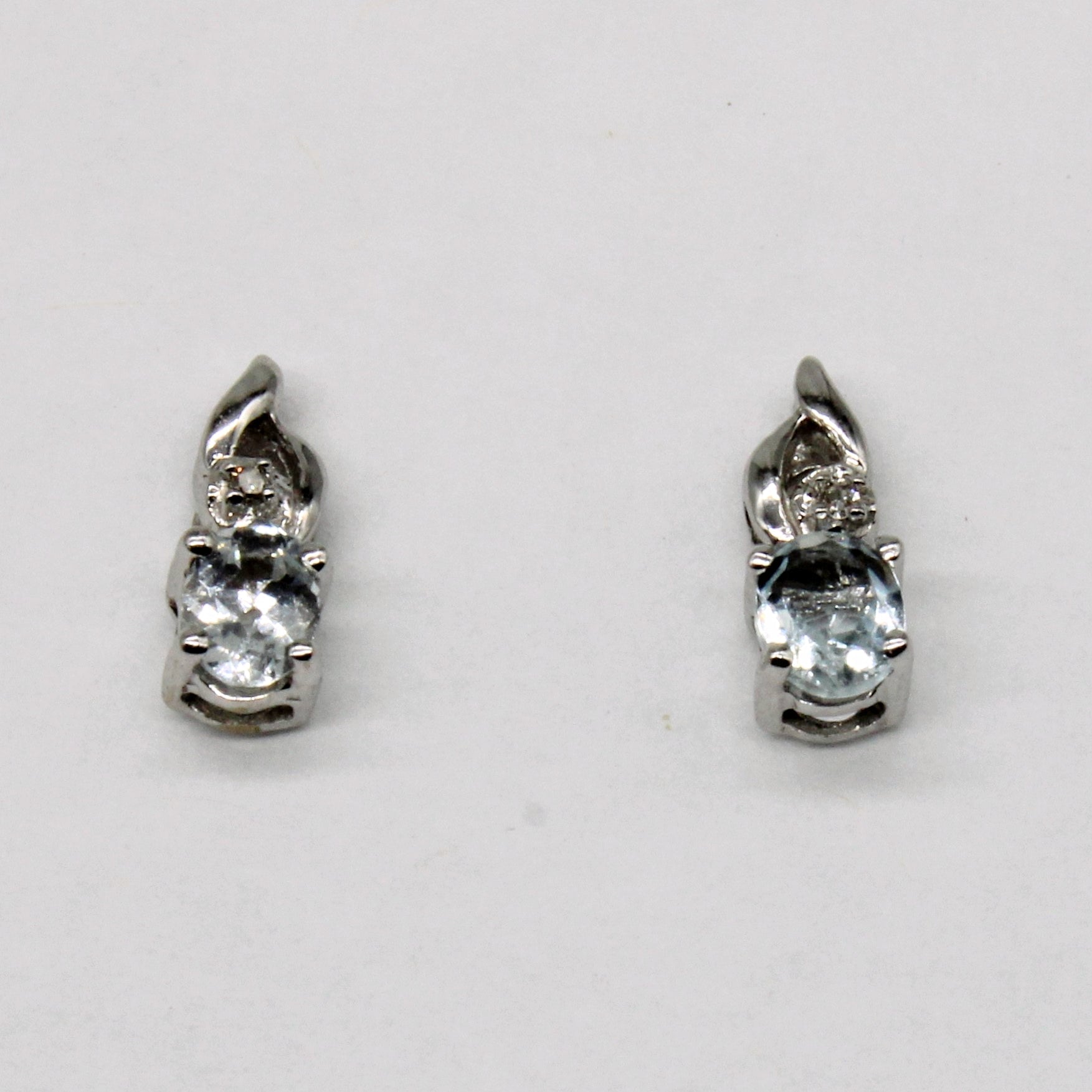 Aquamarine & Diamond Earrings | 0.20ctw, 0.01ctw |