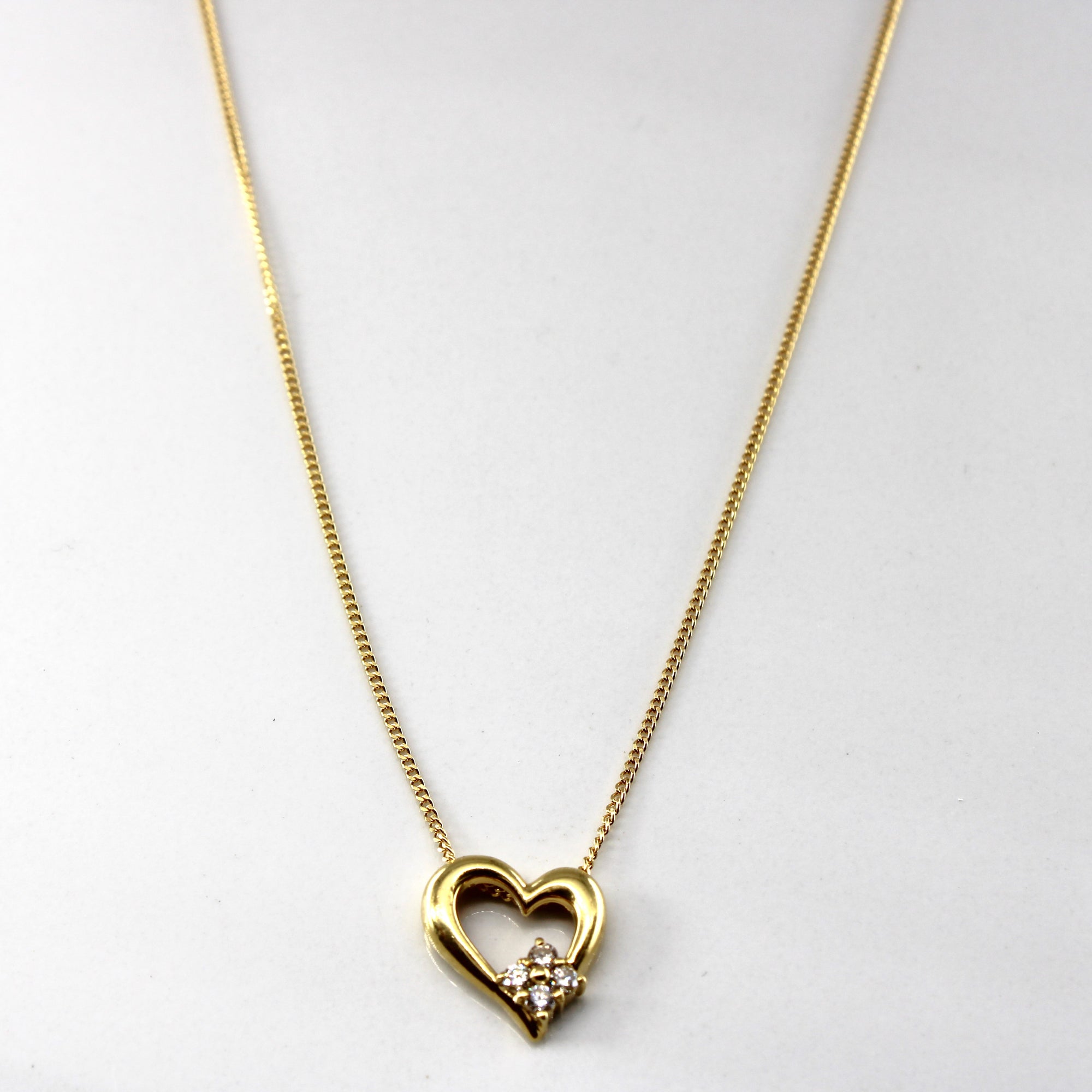 Diamond Heart Pendant Necklace | 0.12ctw | 16