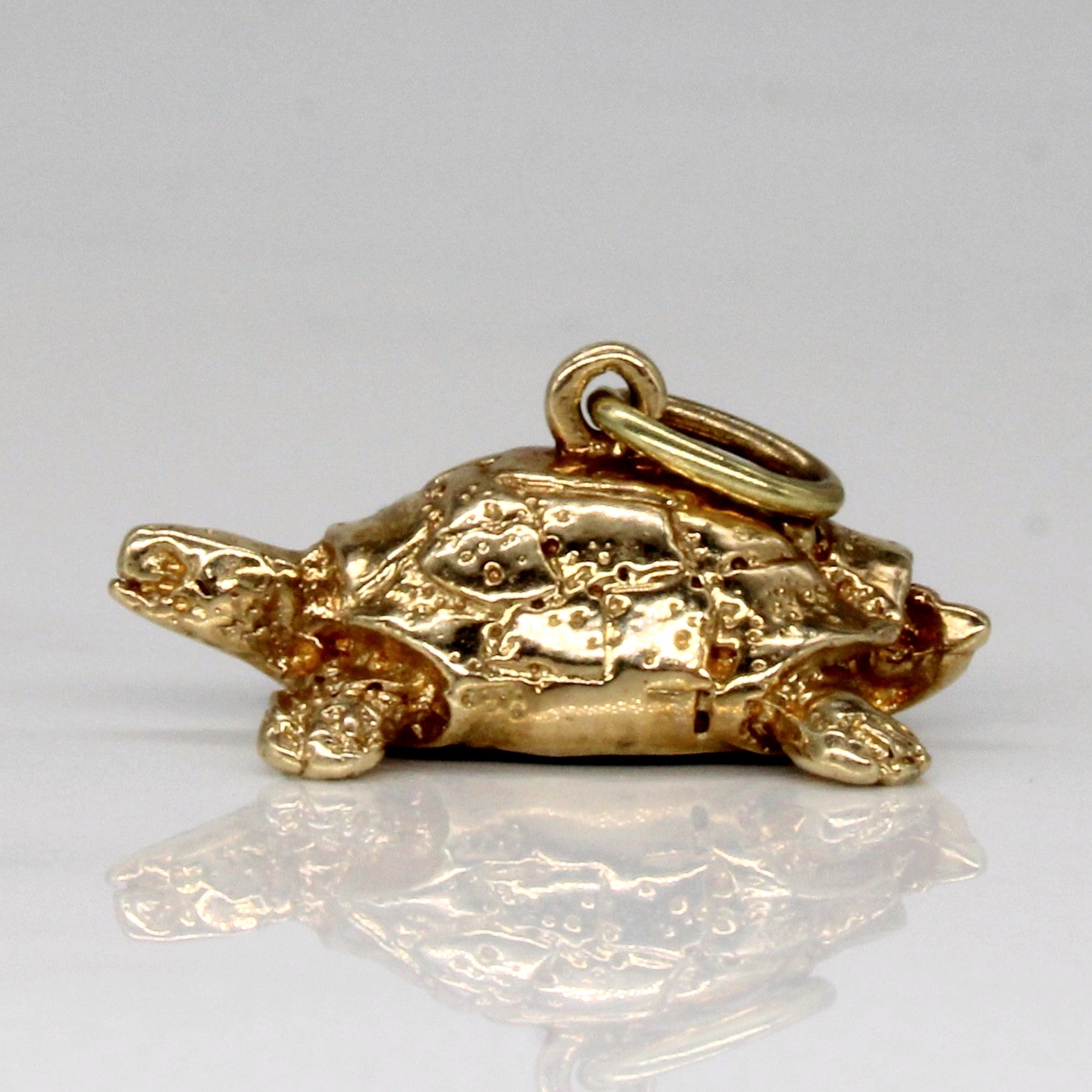 10k Yellow Gold Turtle Pendant