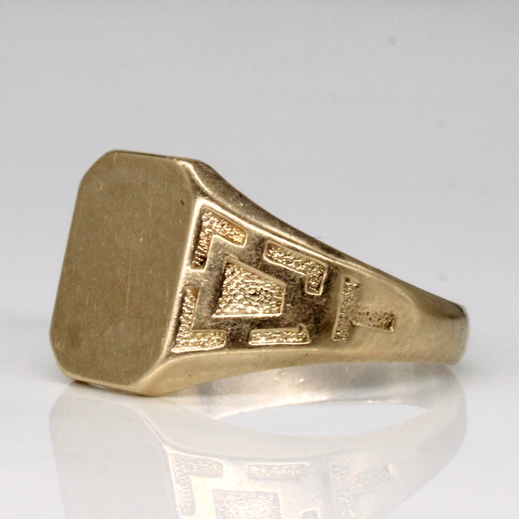 10k Yellow Gold Blank Signet Ring | SZ 10.5 |