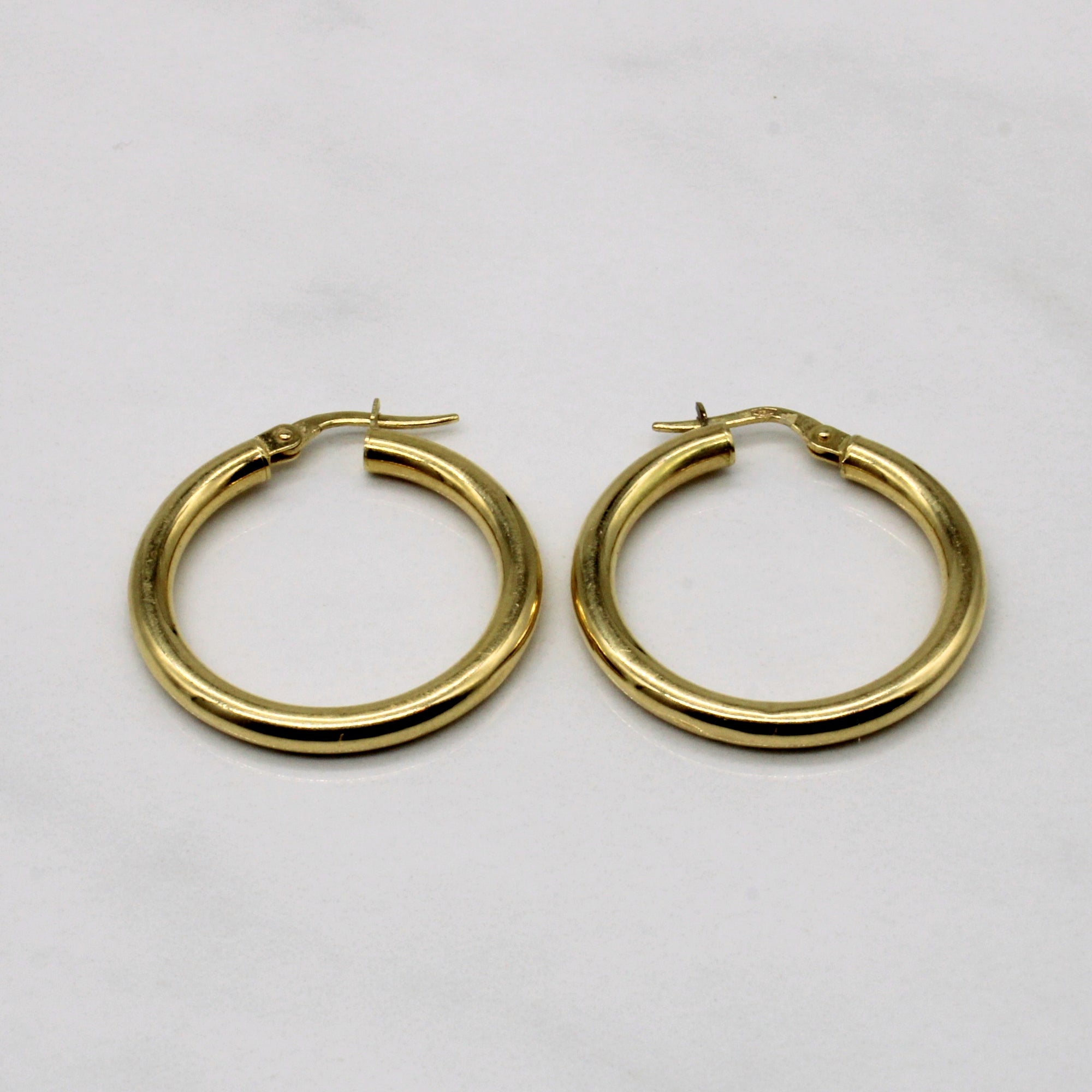 18k Yellow Gold Hoop Earrings