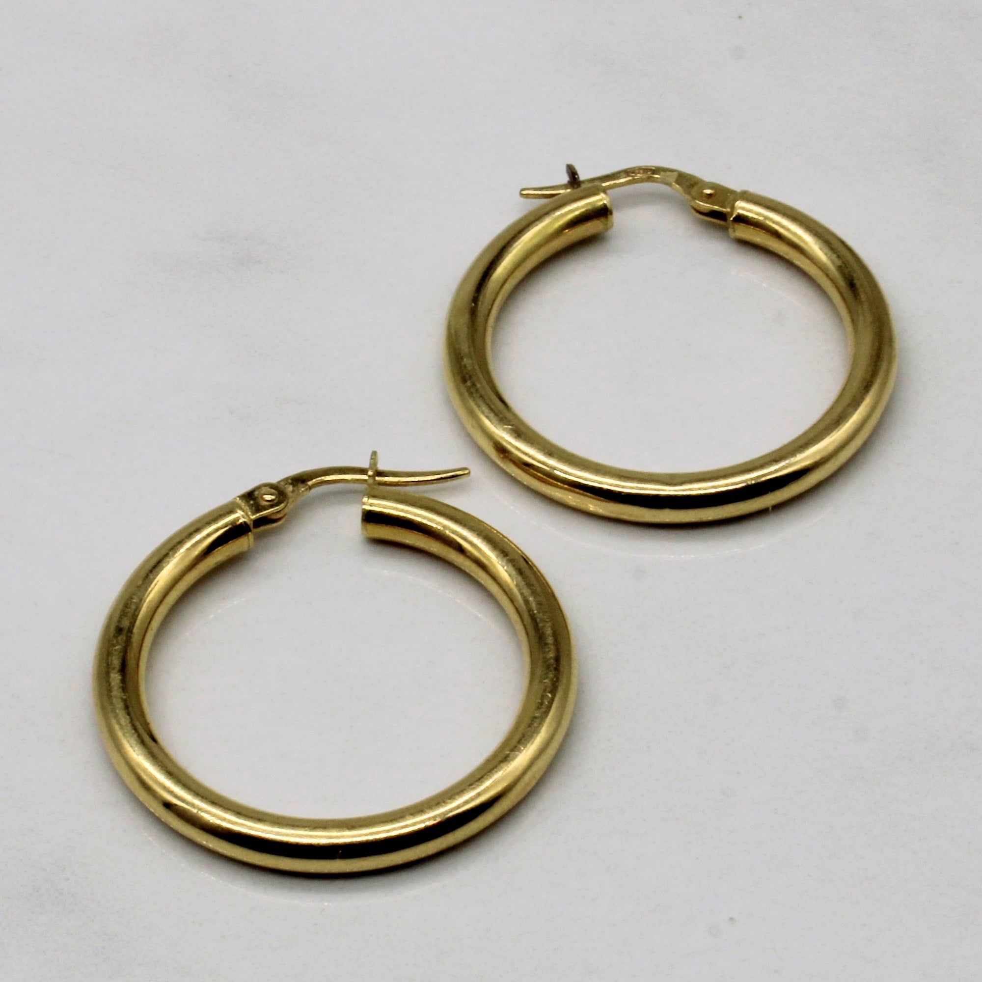 18k Yellow Gold Hoop Earrings