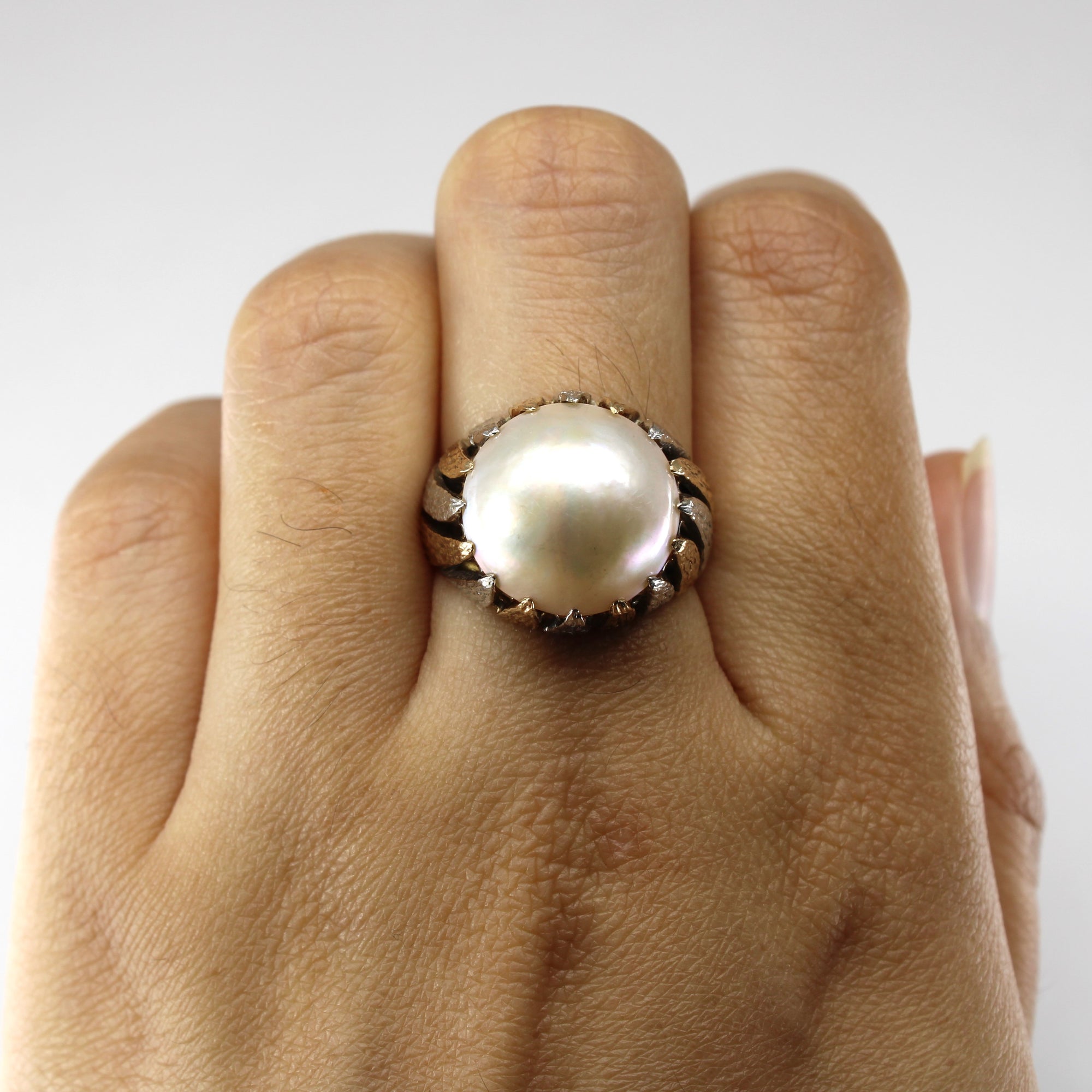 Two Tone Gold Mabe Pearl Ring | SZ 7.25 |