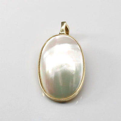 Bezel Set Mabe Pearl Pendant