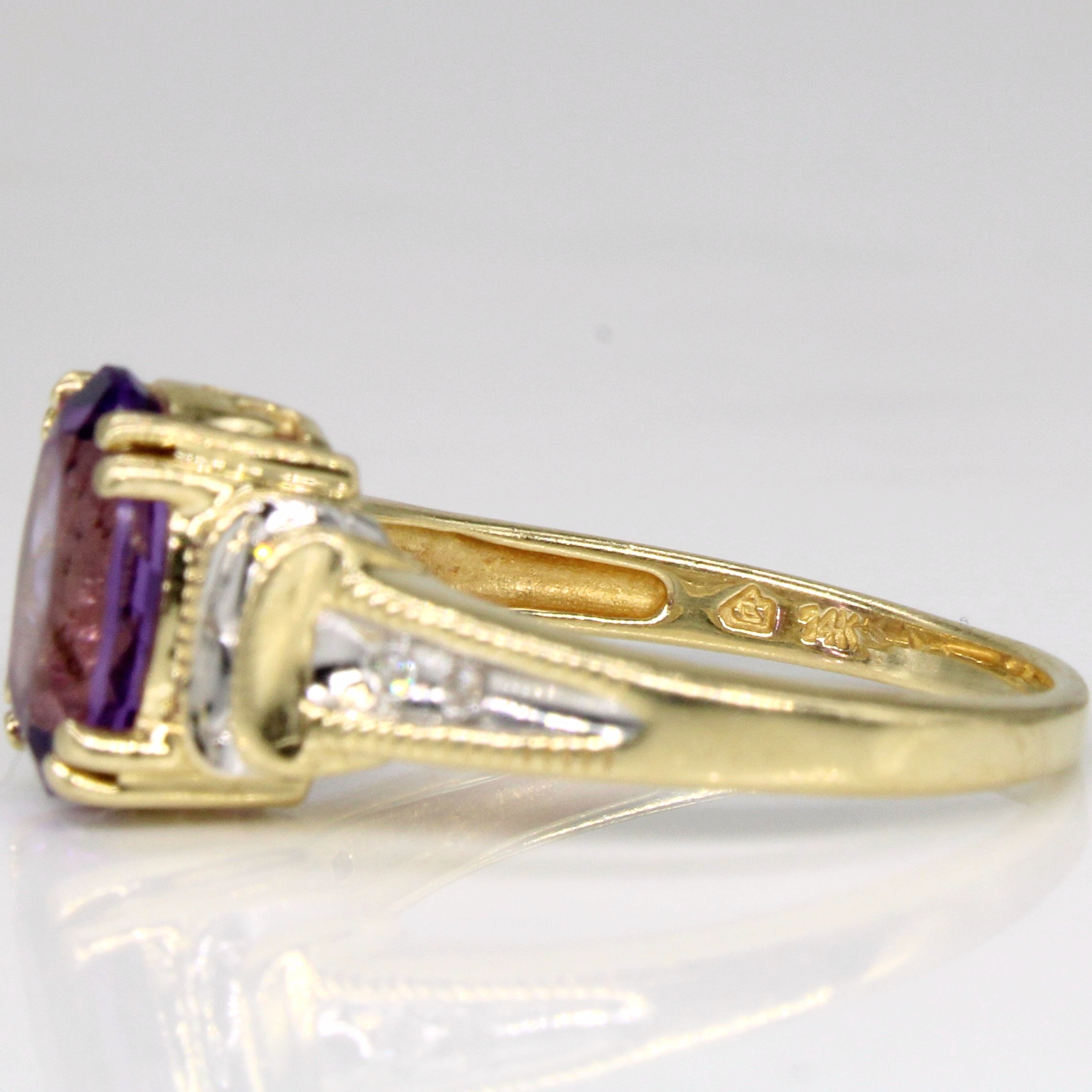 Amethyst & Diamond Cocktail Ring | 2.20ct, 0.05ctw | SZ 7.75 |