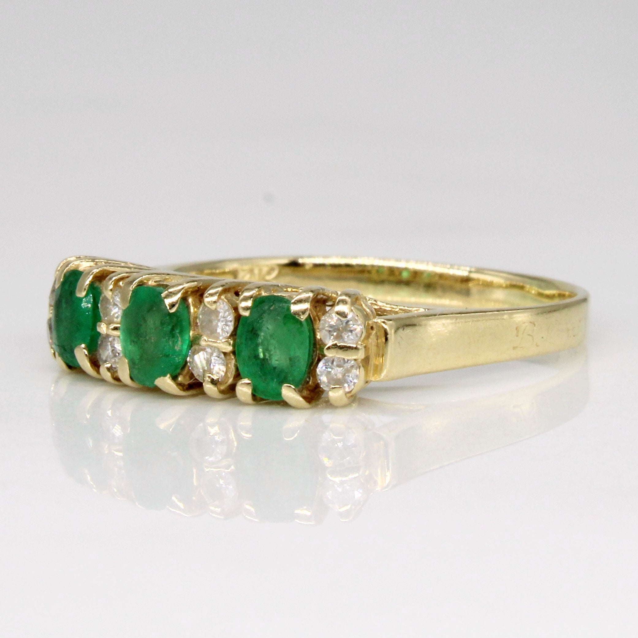Emerald & Diamond Ring | 0.45ctw, 0.16ctw | SZ 6.5 |