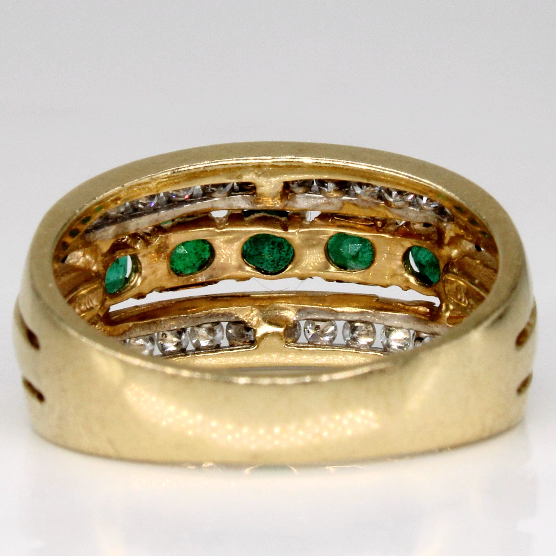 Bague émeraude et diamants | 0,60 ct, 0,36 ct | Taille 7 |