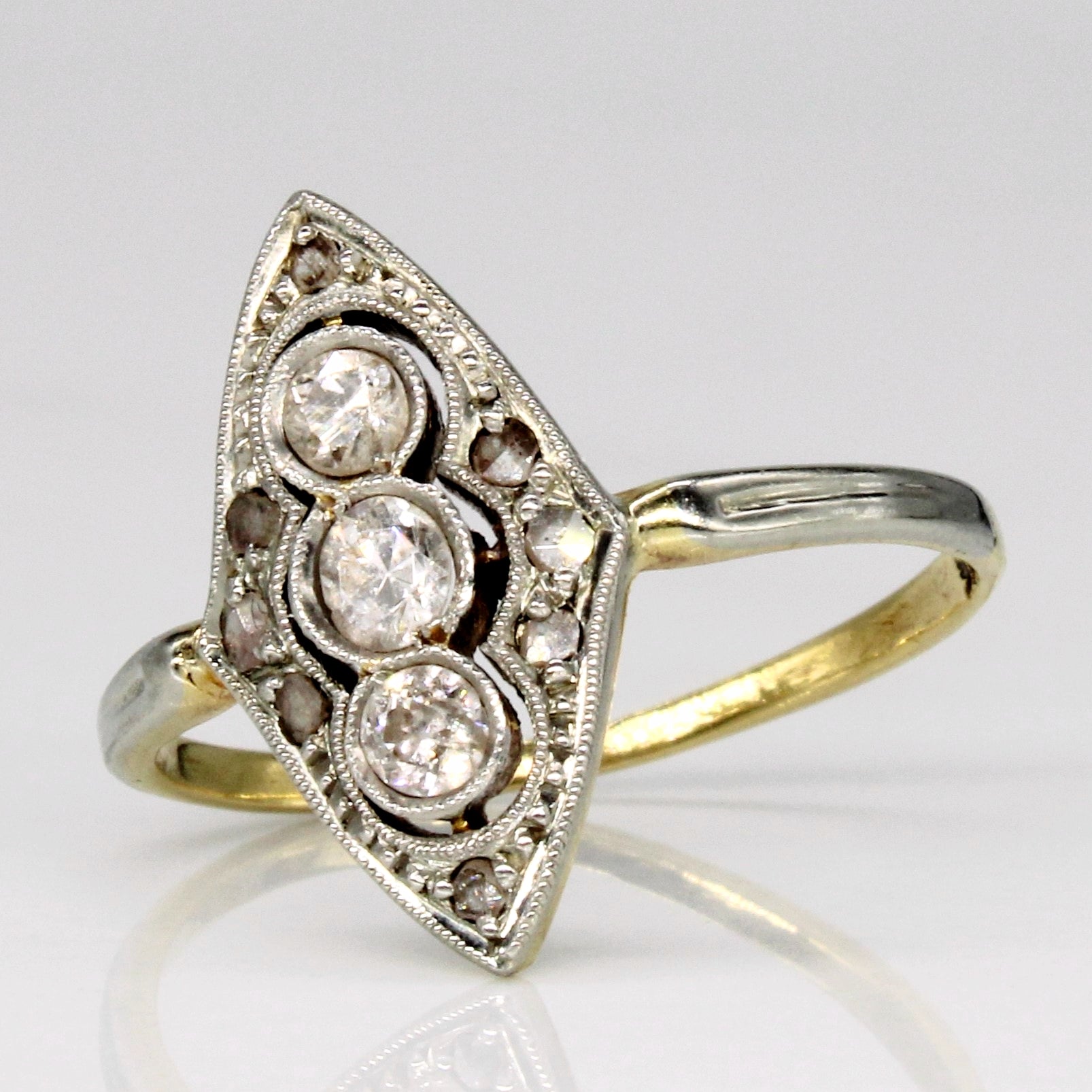 Bague vintage à trois diamants taille ancienne | 0,25 ct au total | Taille 5,75 |