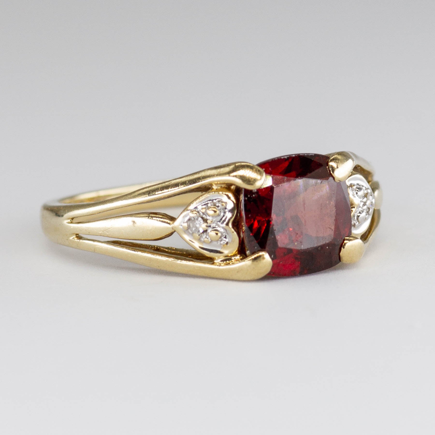 Bague Grenat et Diamant | 1,4 ct, 0,01 ct | Taille 6,5 | 