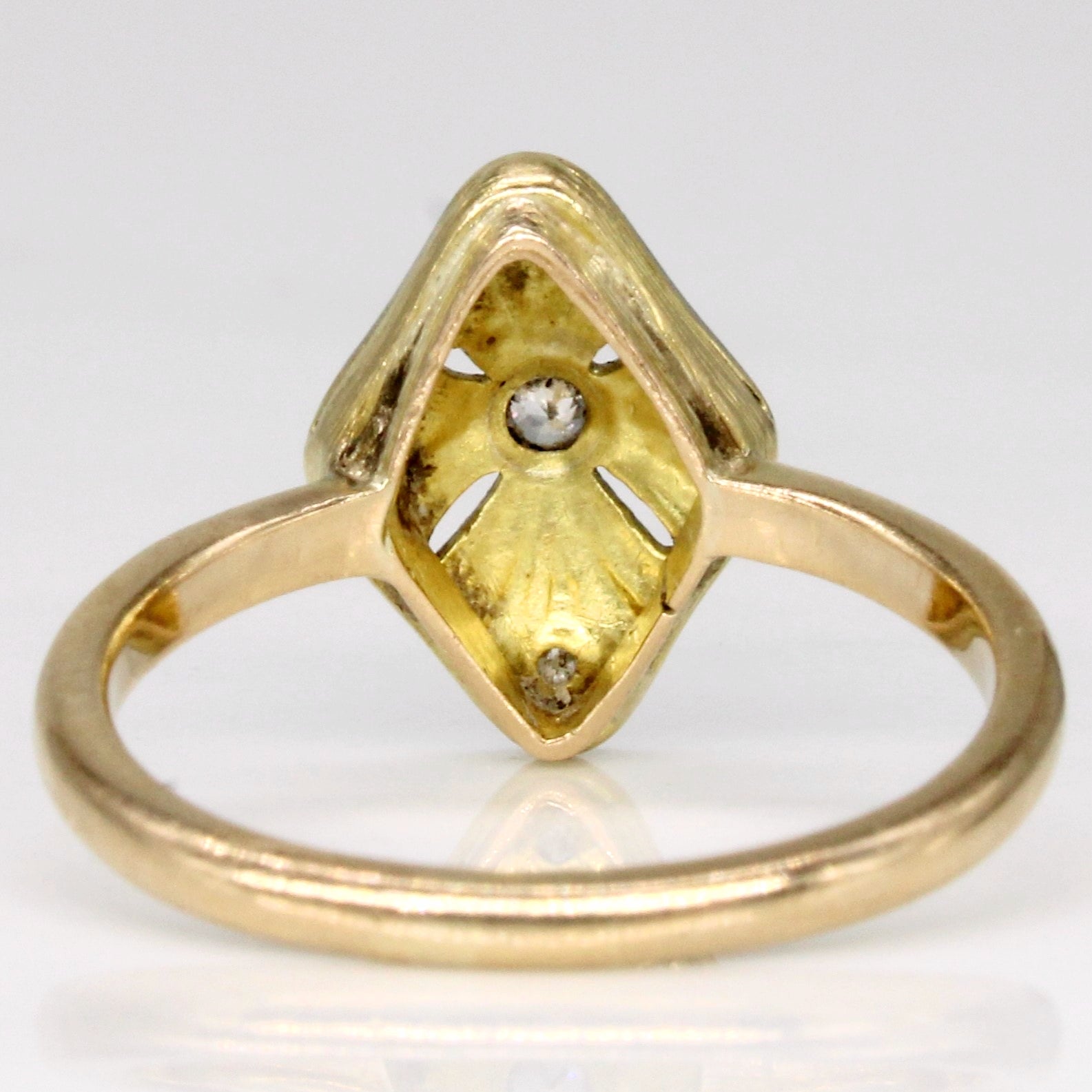 Vintage 18k Modified Brilliant Cut Diamond Ring | 0.03ct | SZ 5.25 |